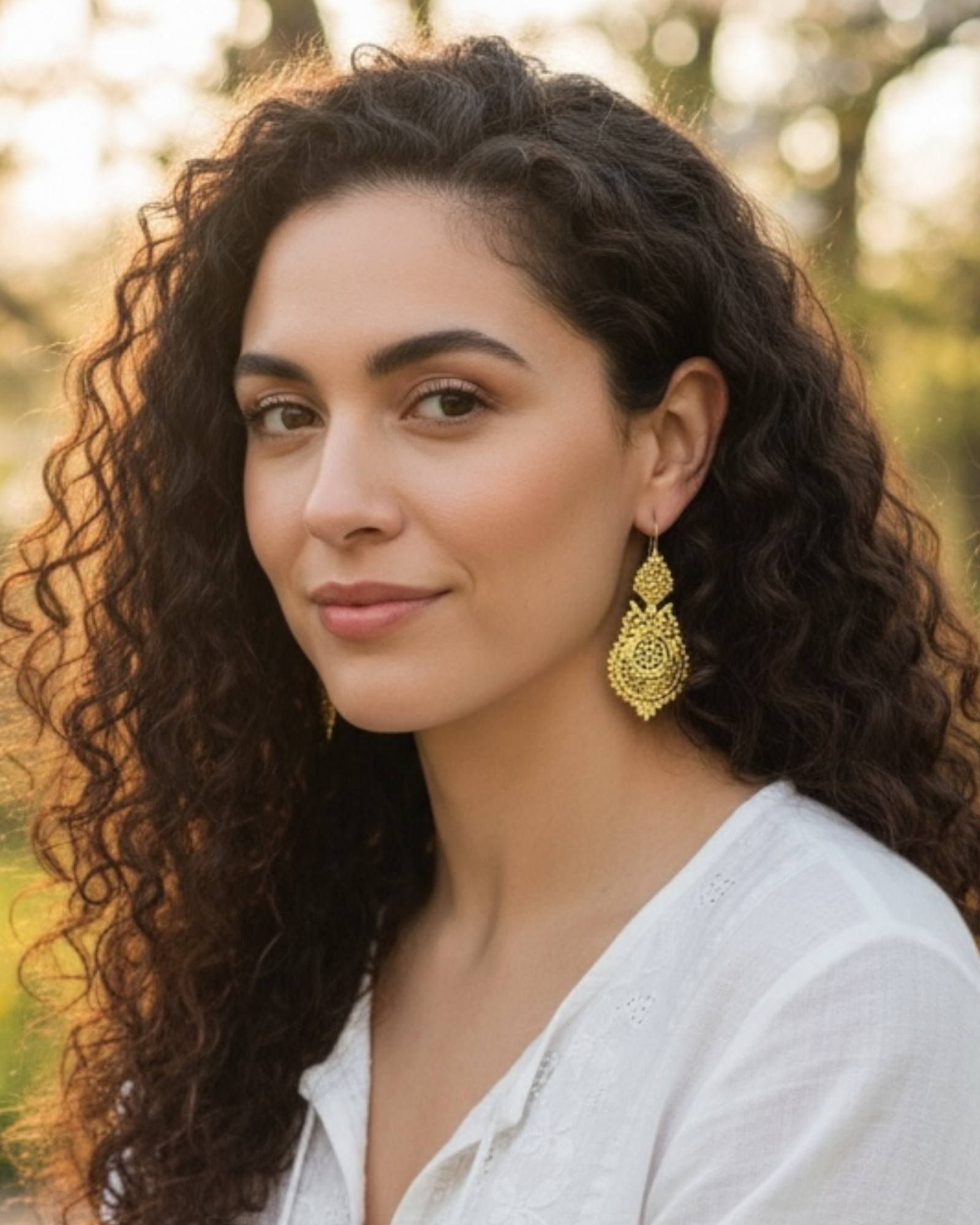 Queen-style earrings in silver (with hook)