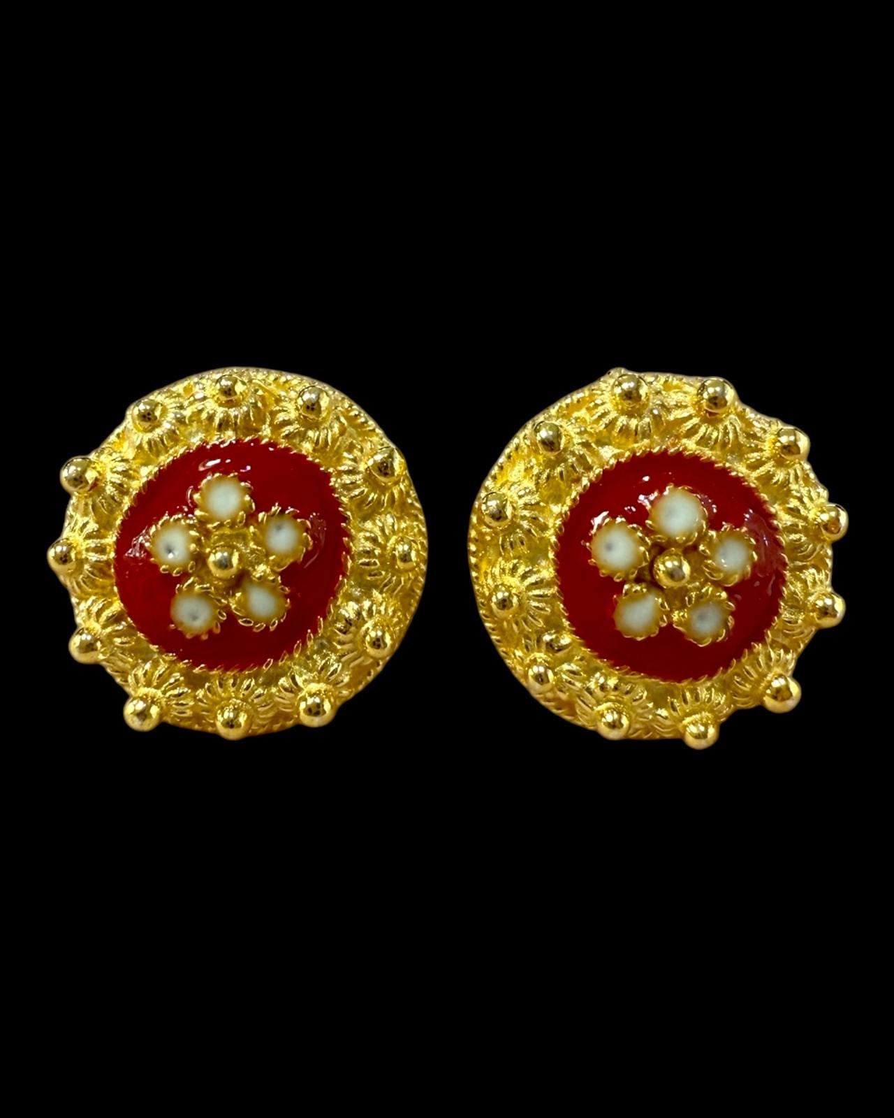 Brincos Caramujos Vermelhos em Prata Dourada 925%, com esmalte vermelho e design tradicional. Feitos em Portugal.