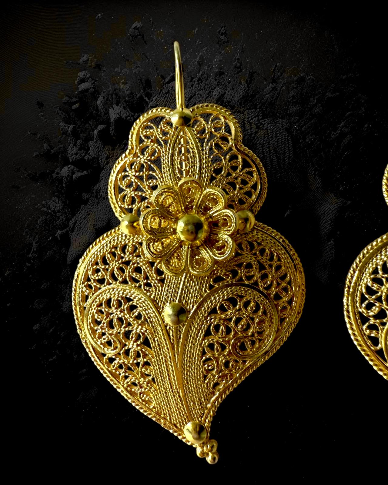 Viana Heart Earrings in Gold Plated Silver