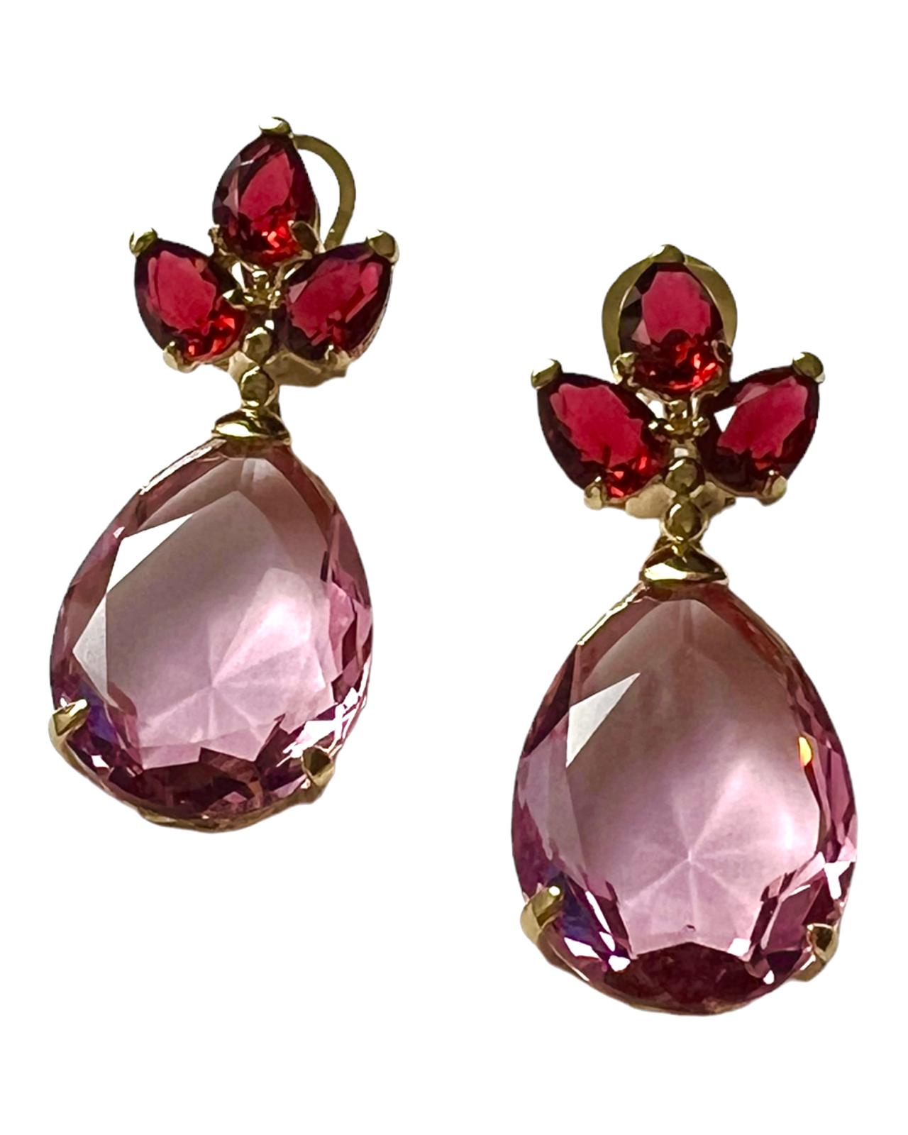 Brincos Gotas Pedras Rosas e Vermelhas em Prata Dourada