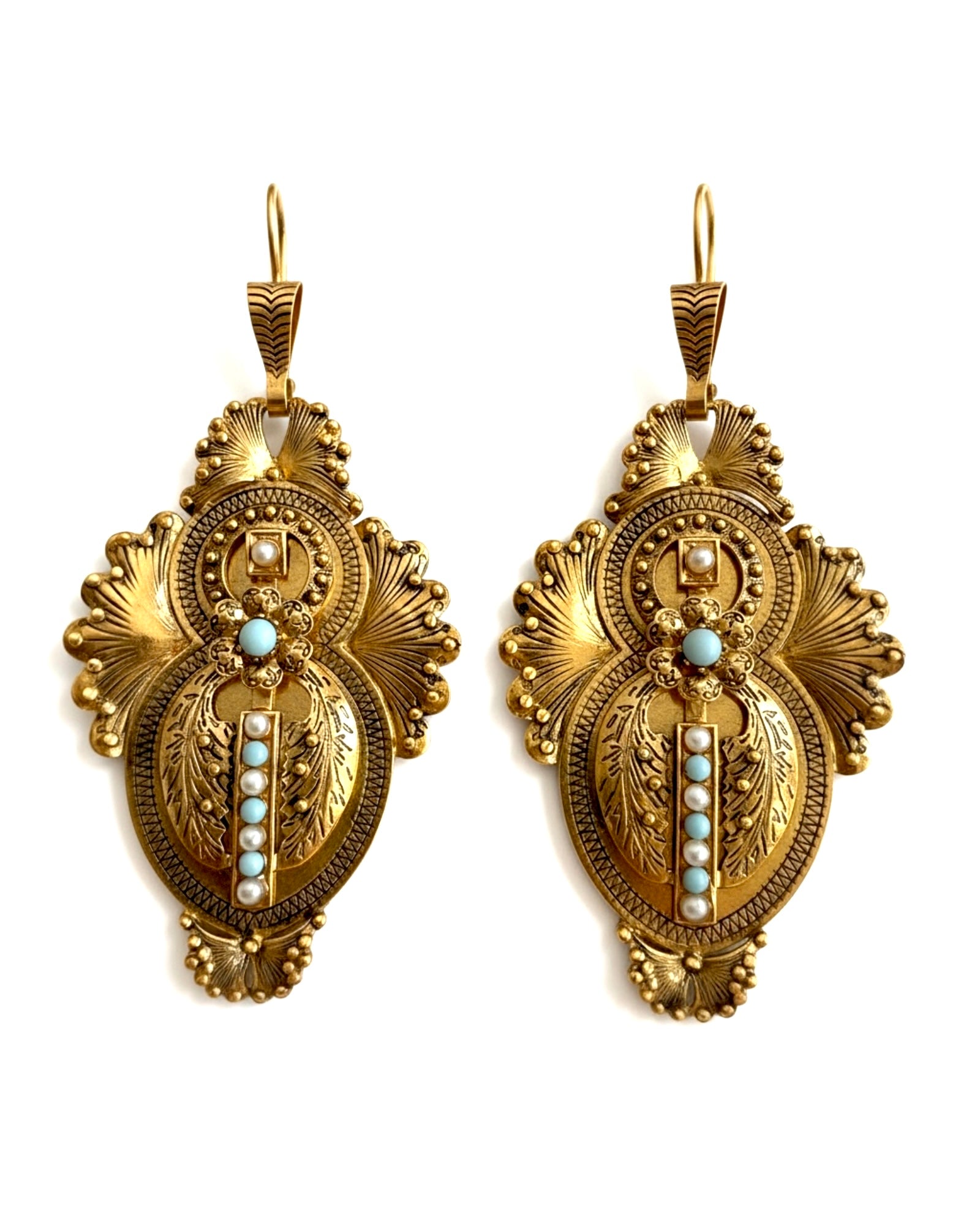 Brincos Gramalheira em Prata Dourada com Pedras Azuis e Brancas