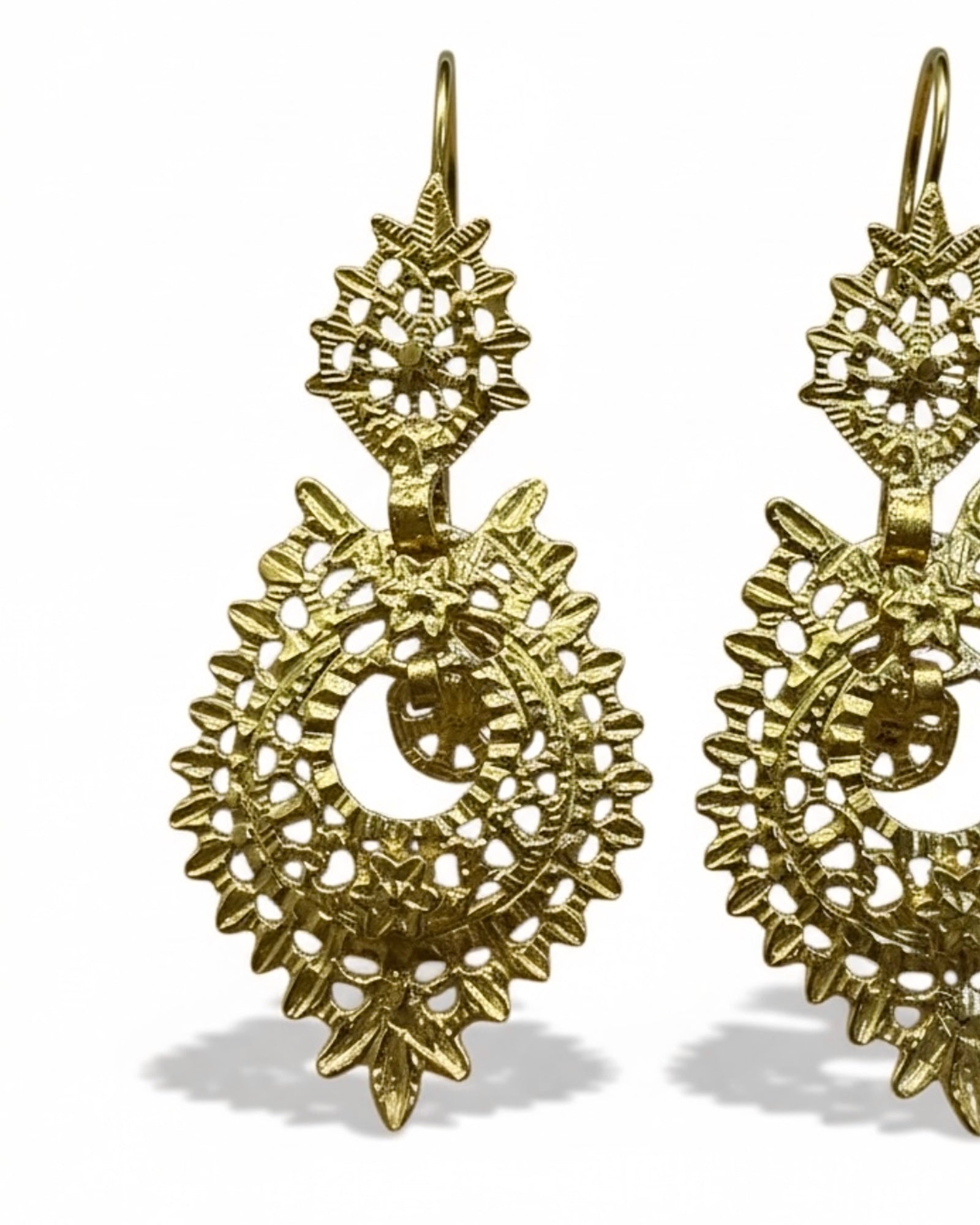 Brincos à Rainha em Prata Dourada (com gancho) Nº3