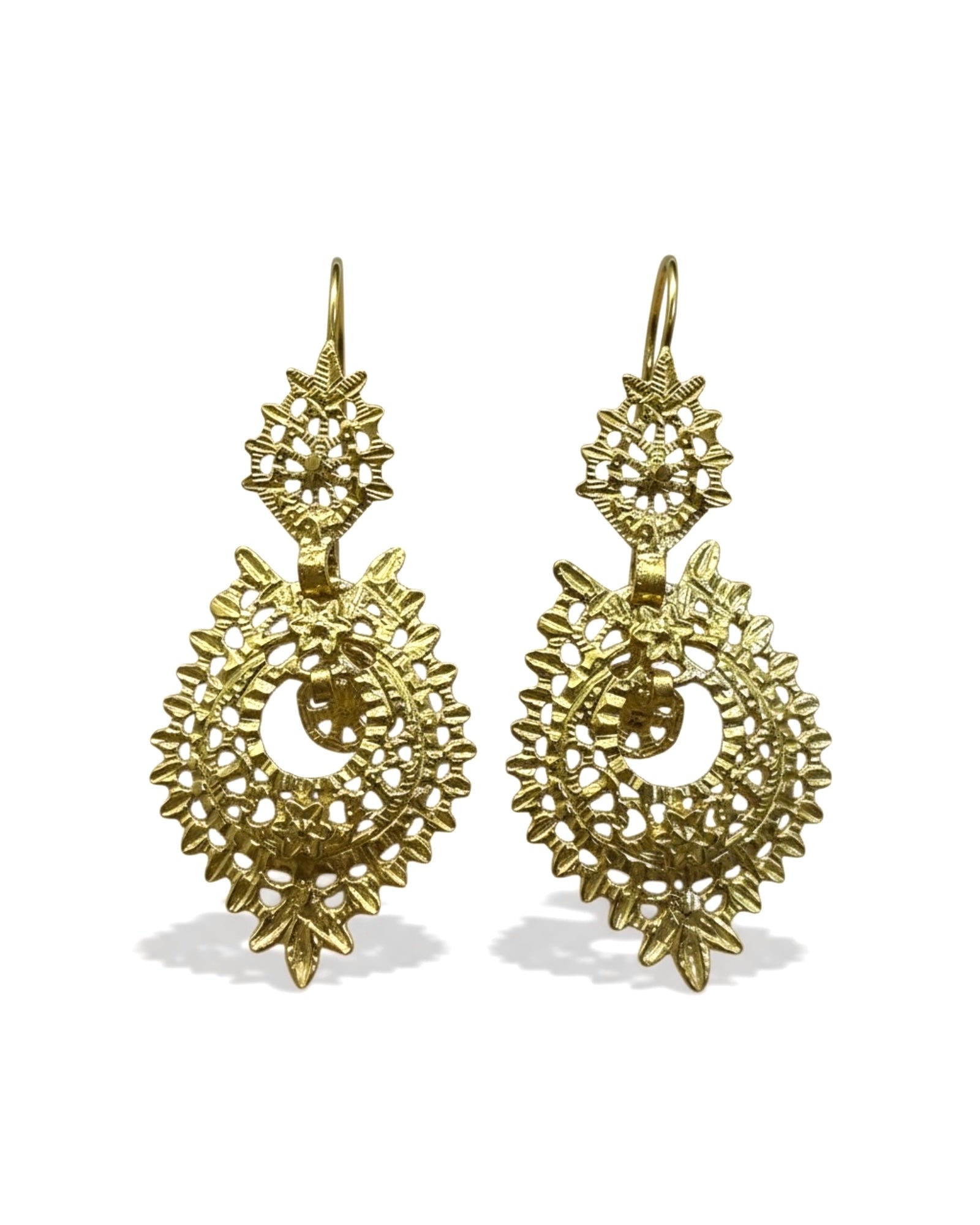 Brincos à Rainha em Prata Dourada (com gancho) Nº3