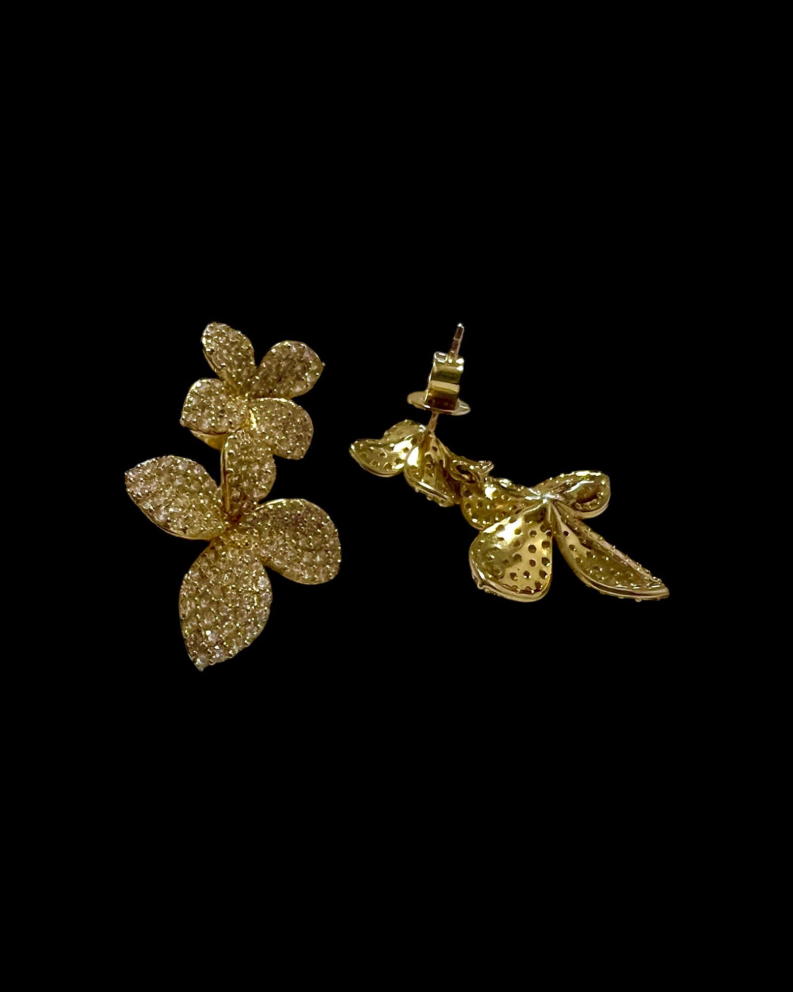 Petal Earrings in Gold Silver