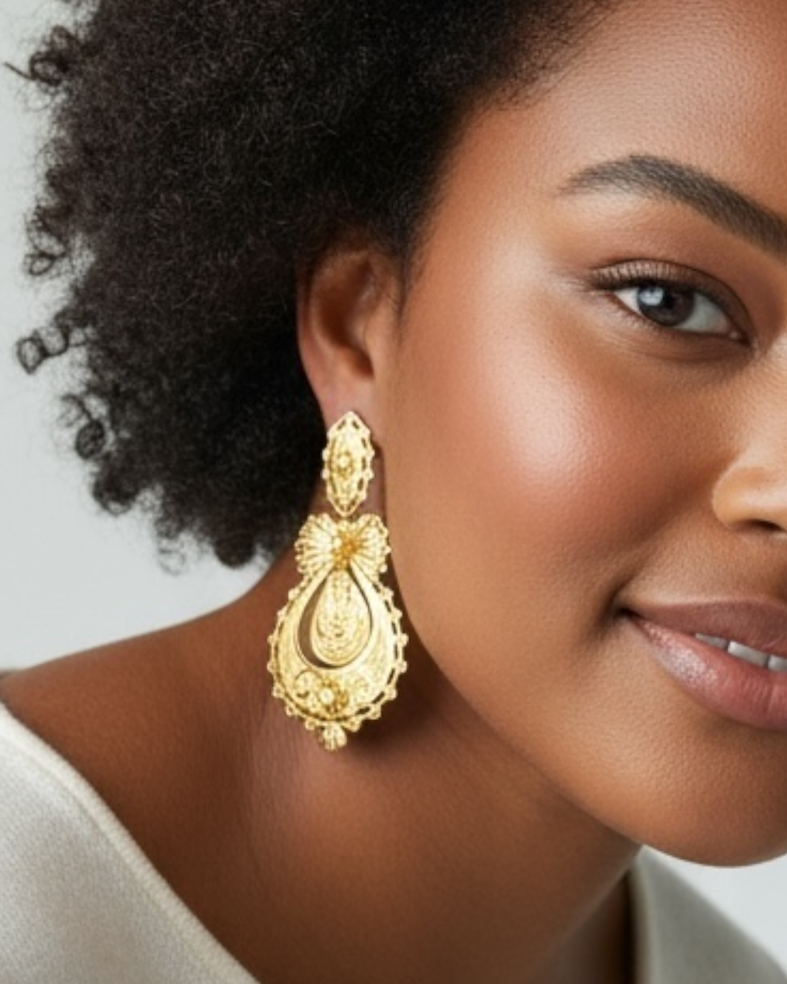 Brincos Princesa em Prata Dourada