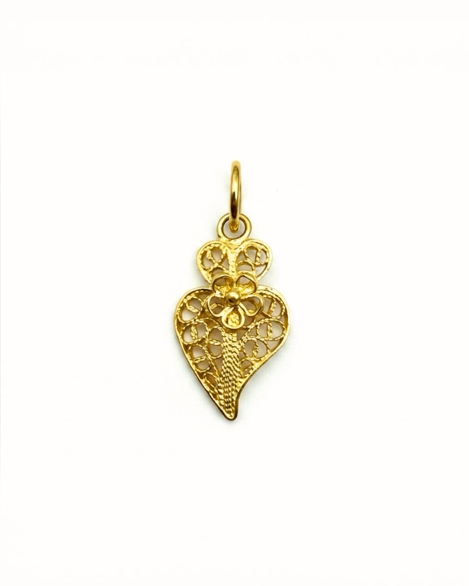 Medalha Coração de Viana Mini em Ouro 19KL - 1.8cm