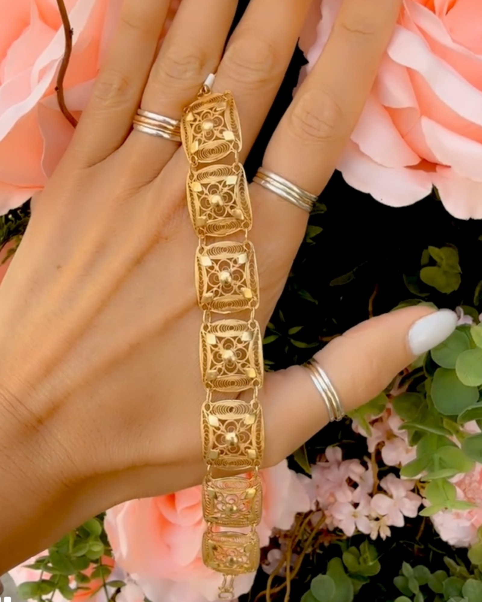 Filigree Bracelet/Slave