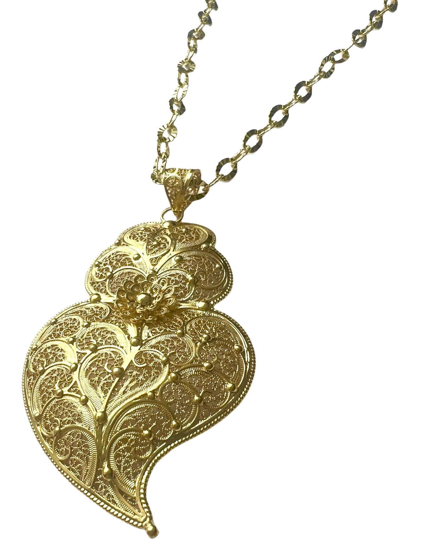 Viana Heart Necklace in Gold Plated Silver