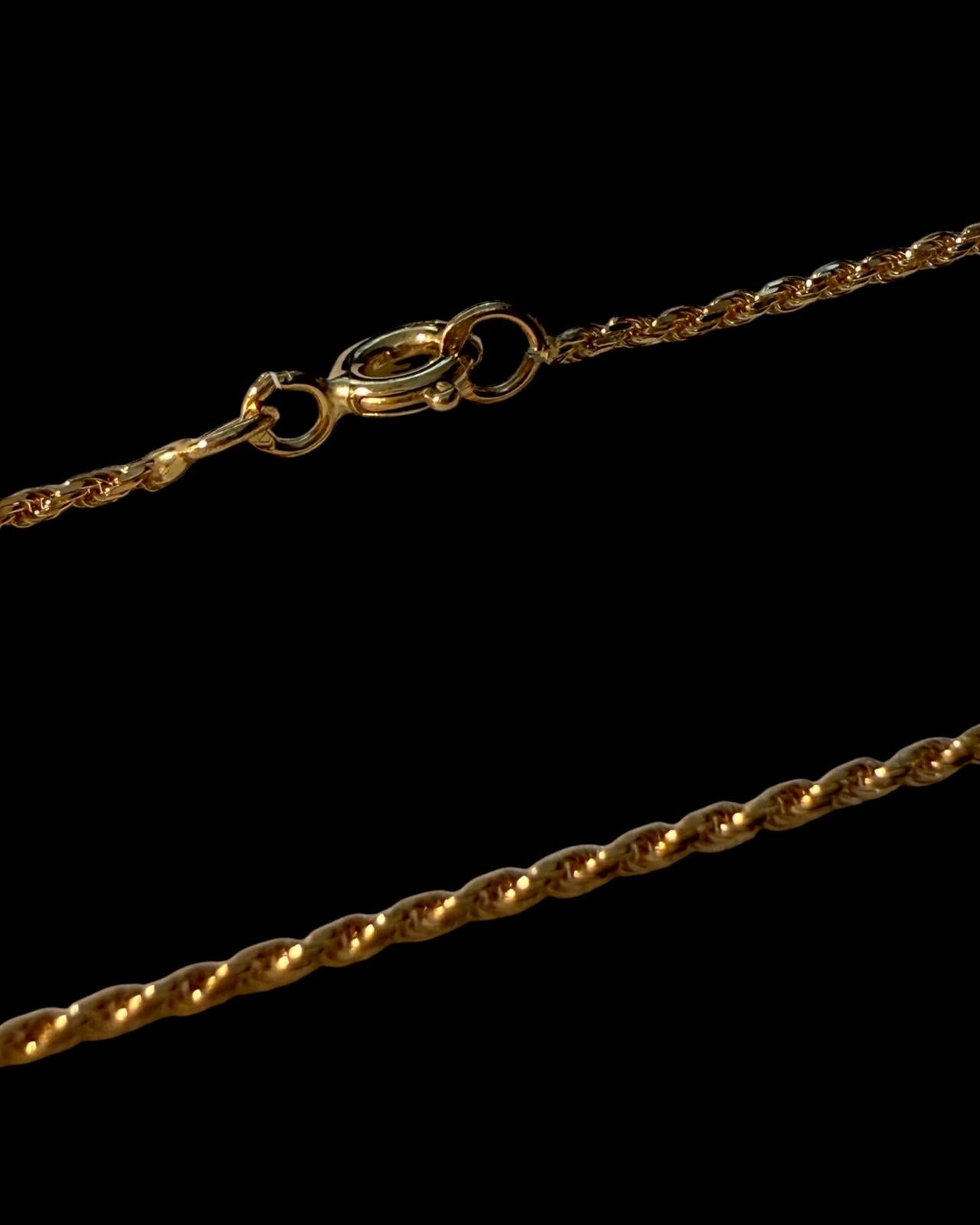 Colar de Malha Entrelaçada em Ouro