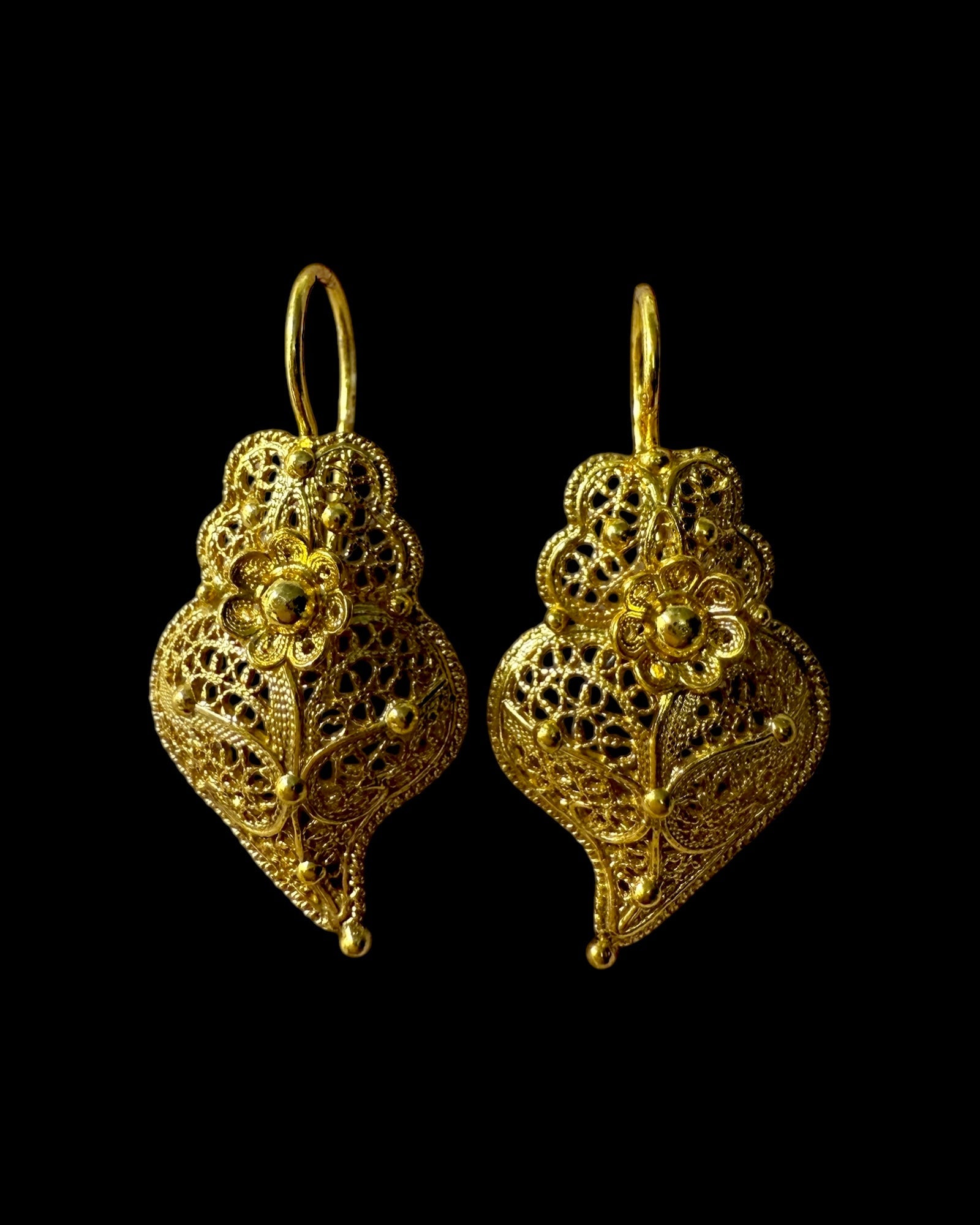 Viana Heart Earrings in Gold Plated Silver