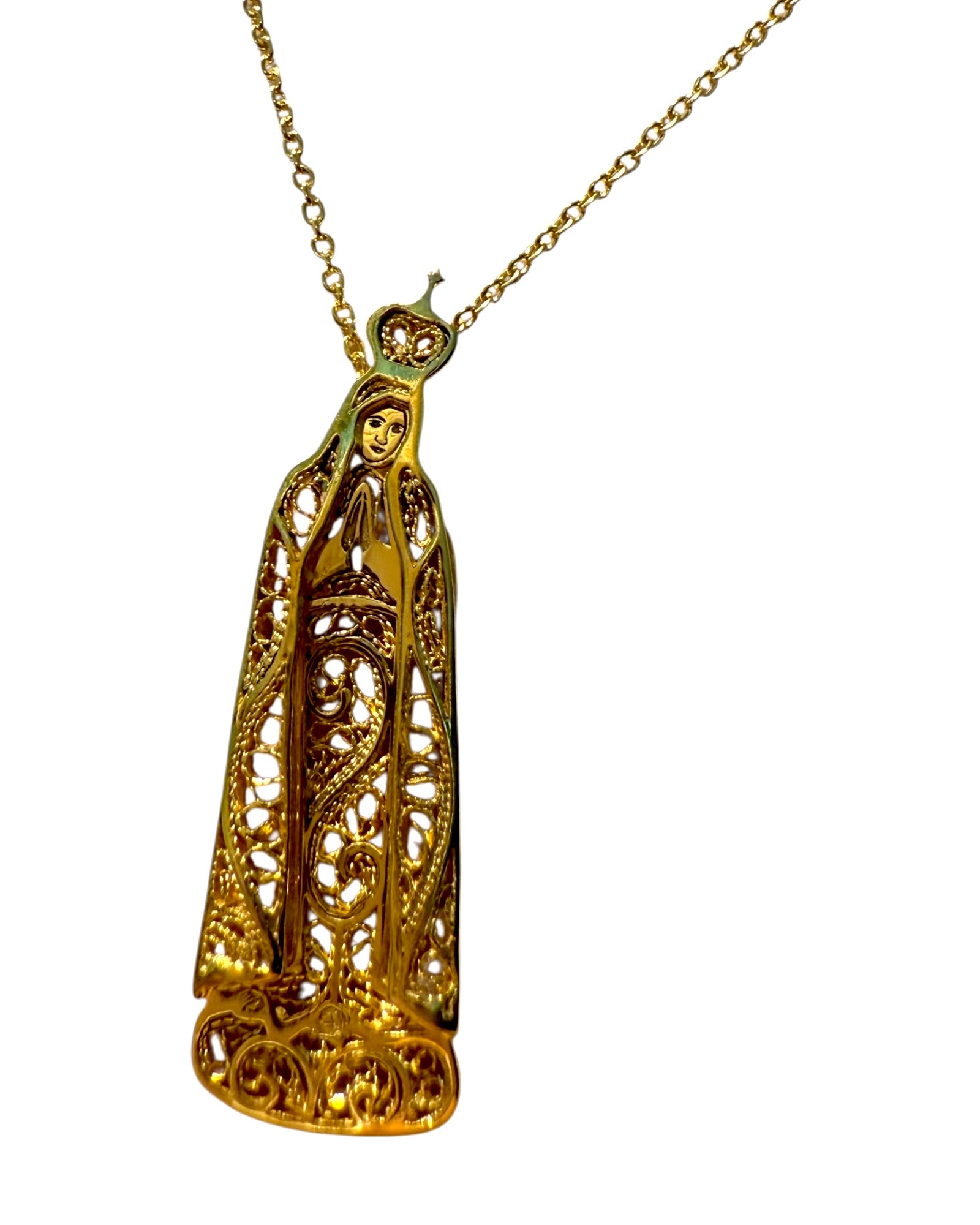 Our Lady of Fatima Filigree Necklace in Gold