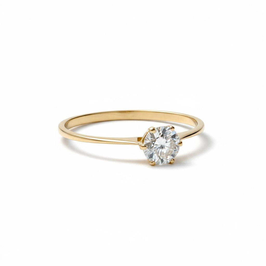 Solitaire Engagement Ring in Yellow Gold