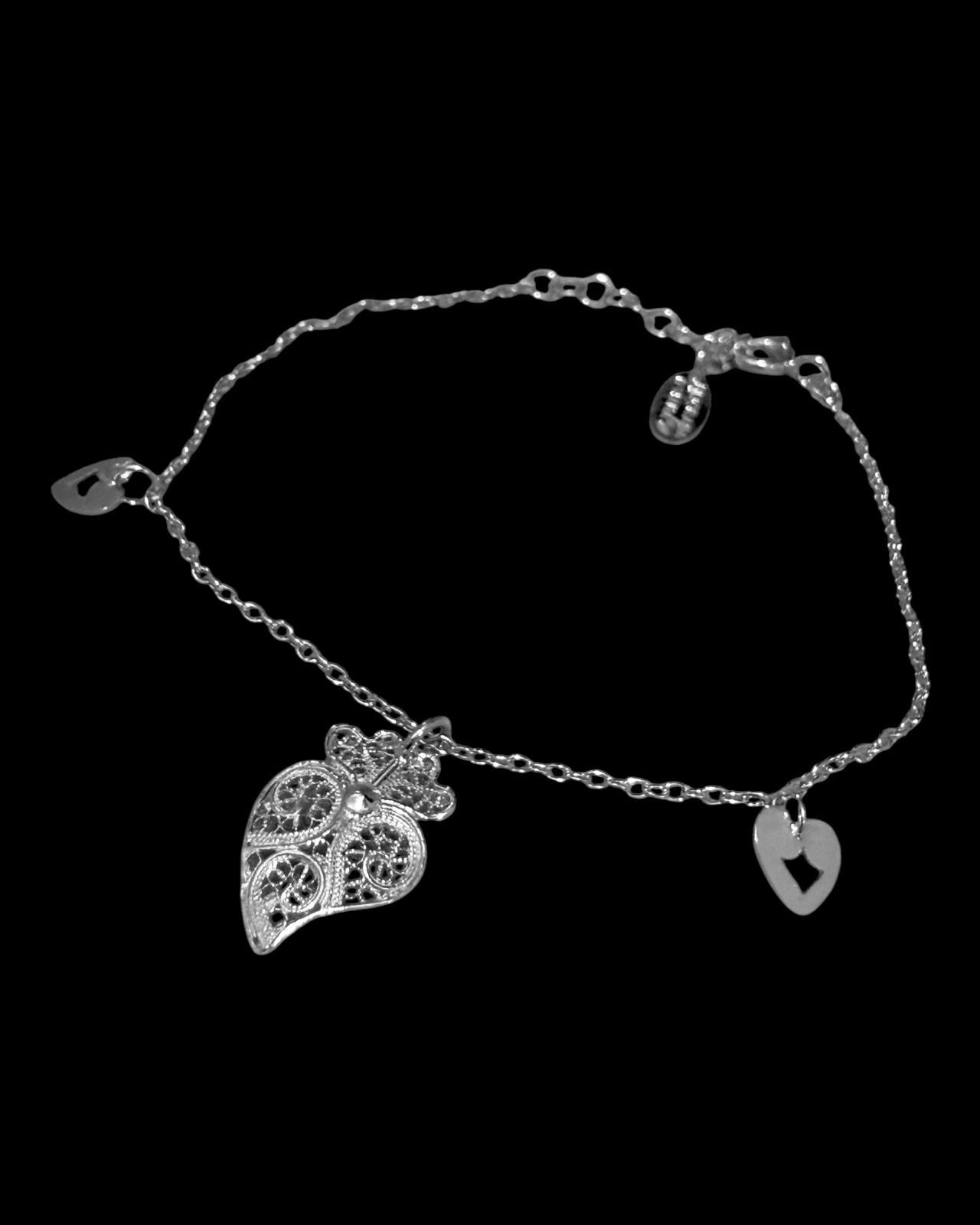 Pulseira Coração de Viana e Dois Corações em Prata
