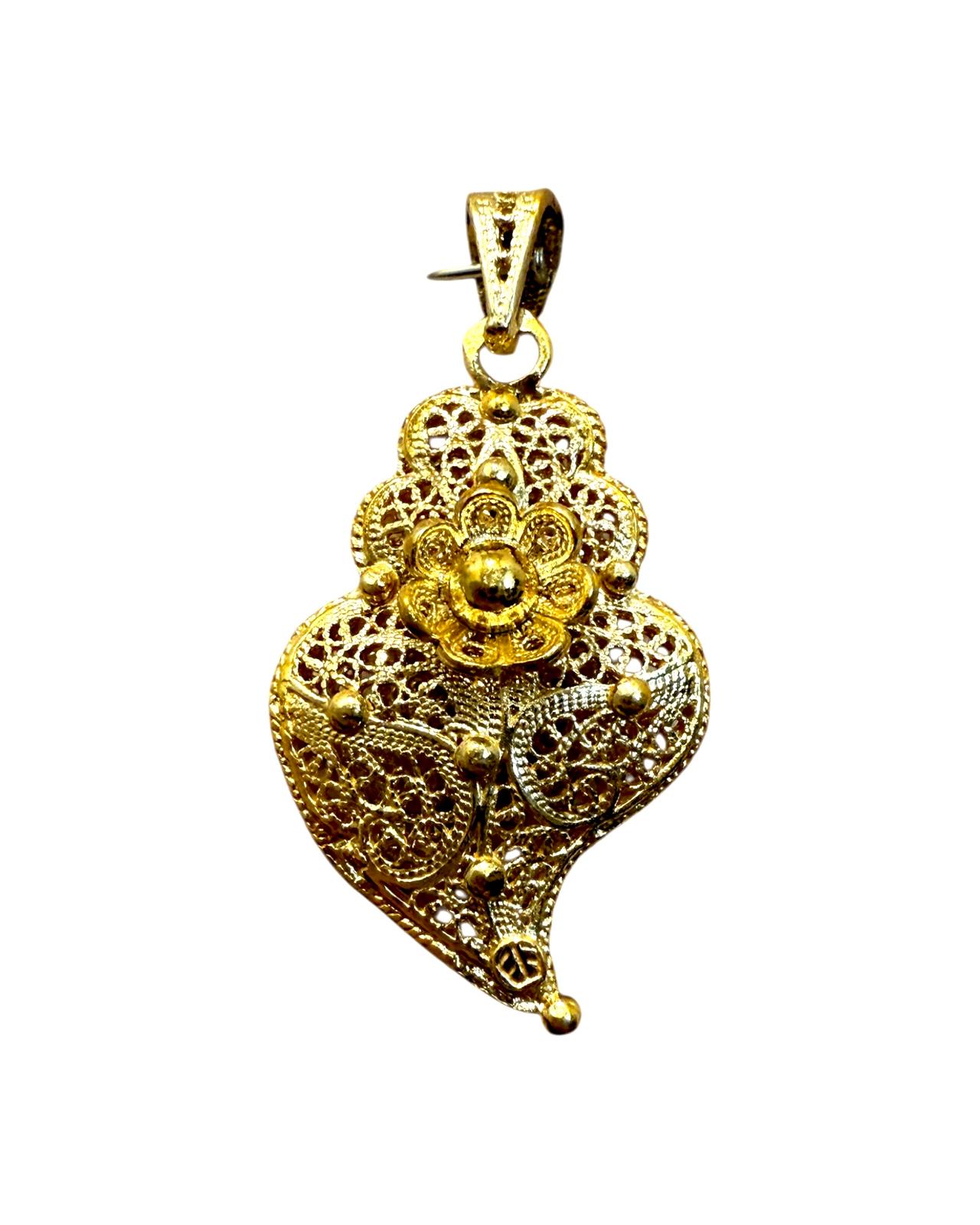 Viana Heart Medal Filigree in Gold Plated Silver