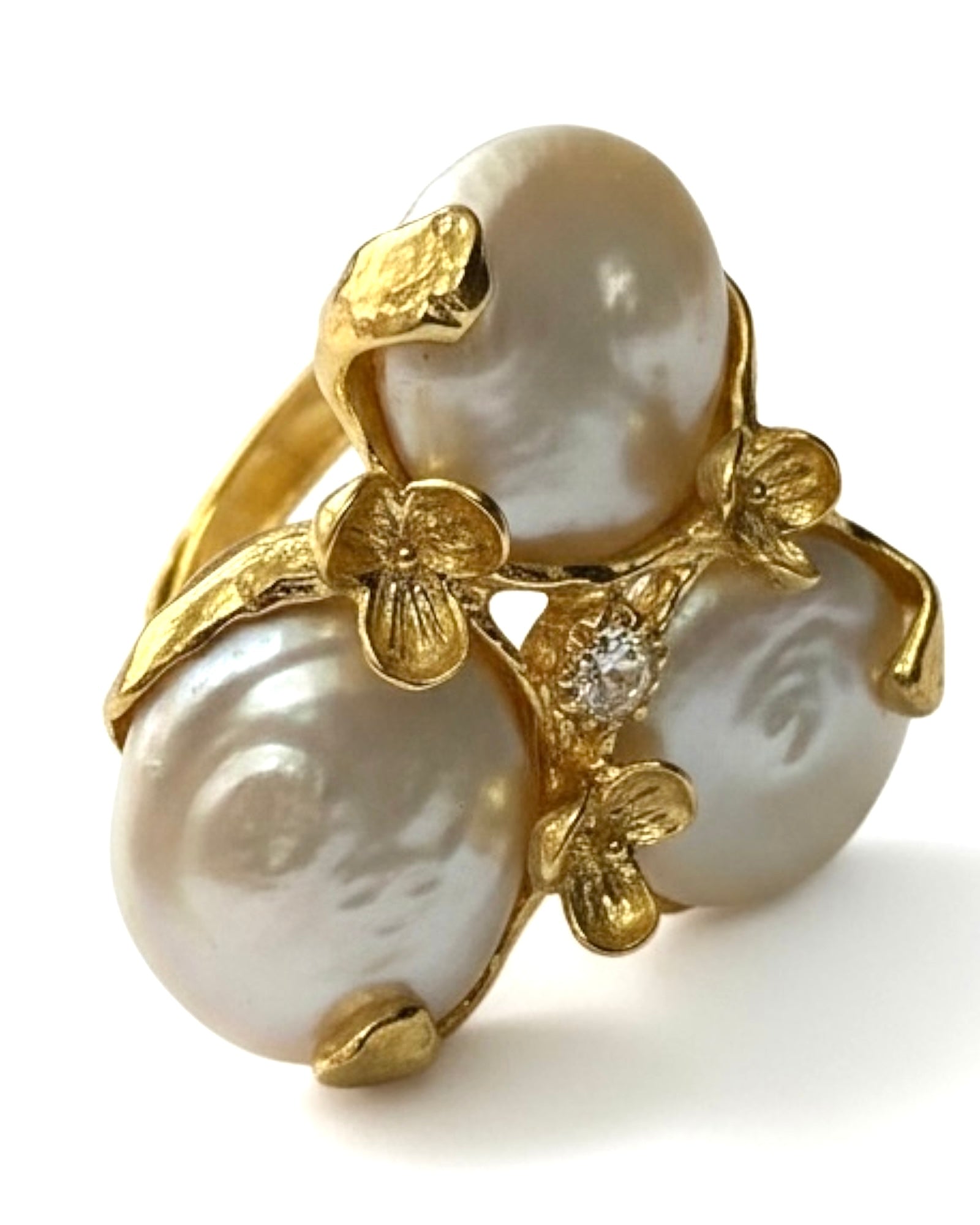 Ring with Baroque Pearl in Gold-Plated Silver