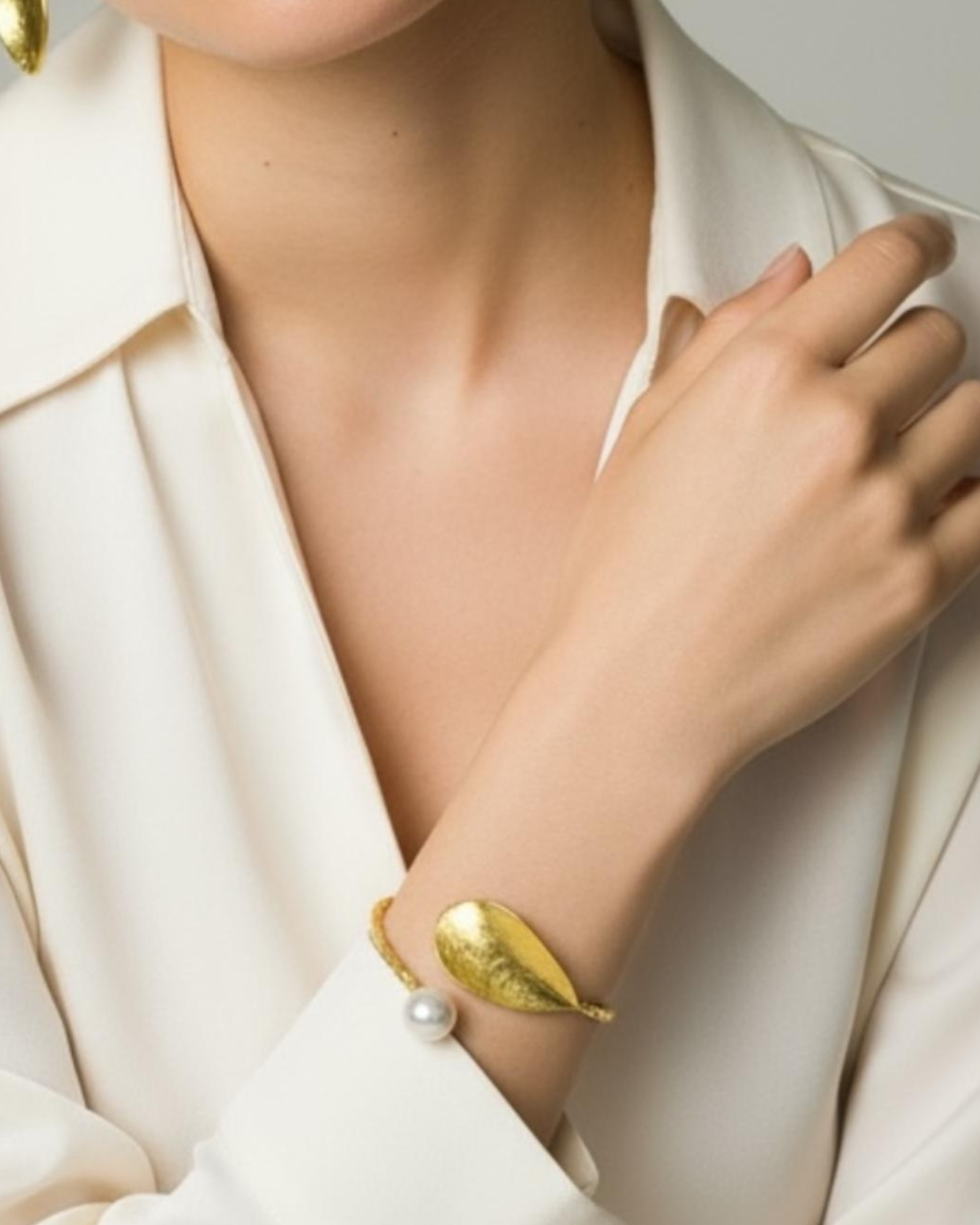 Pulseira em Prata Dourada com Pérola
