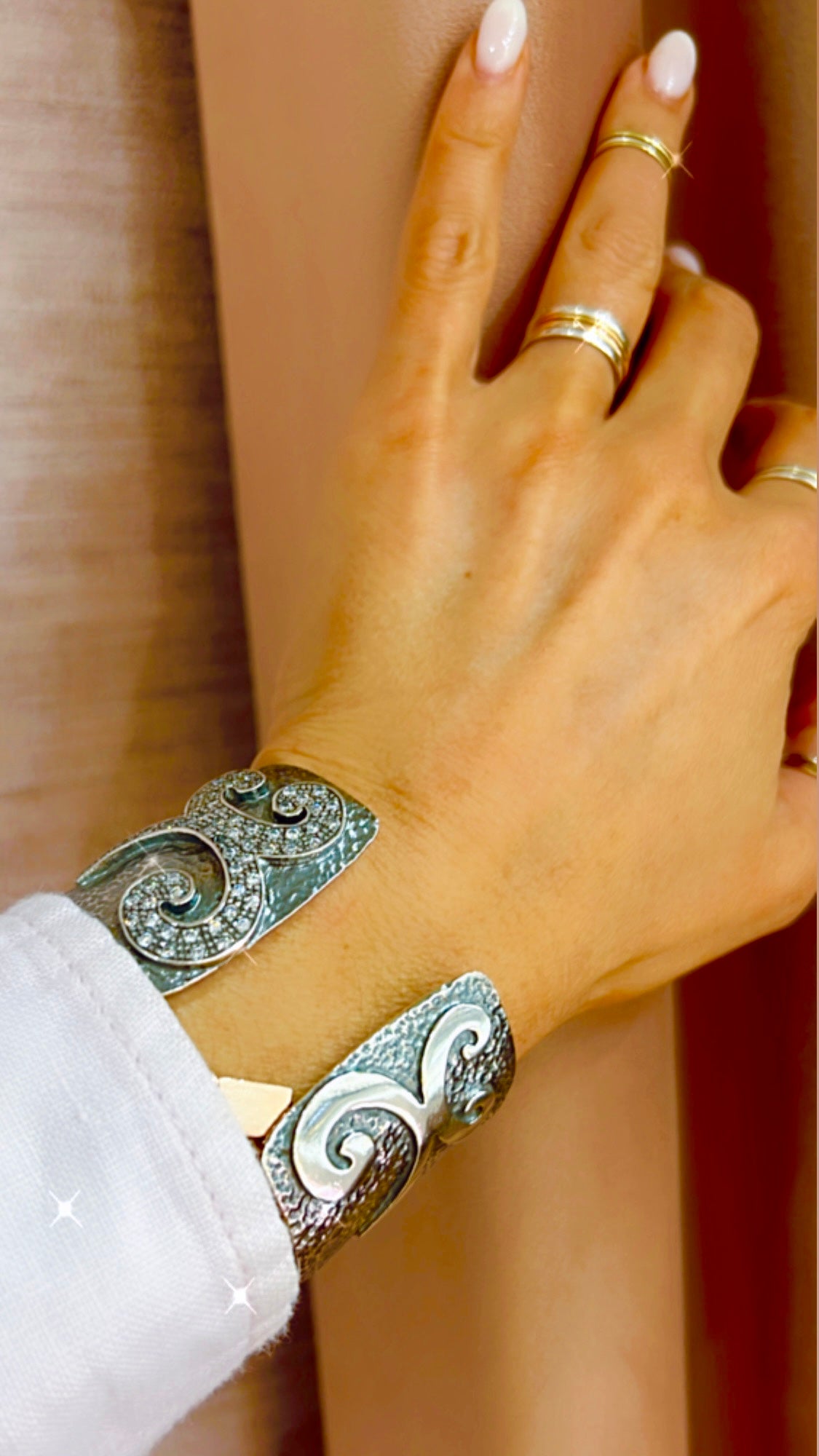 Bracelet / Slave
