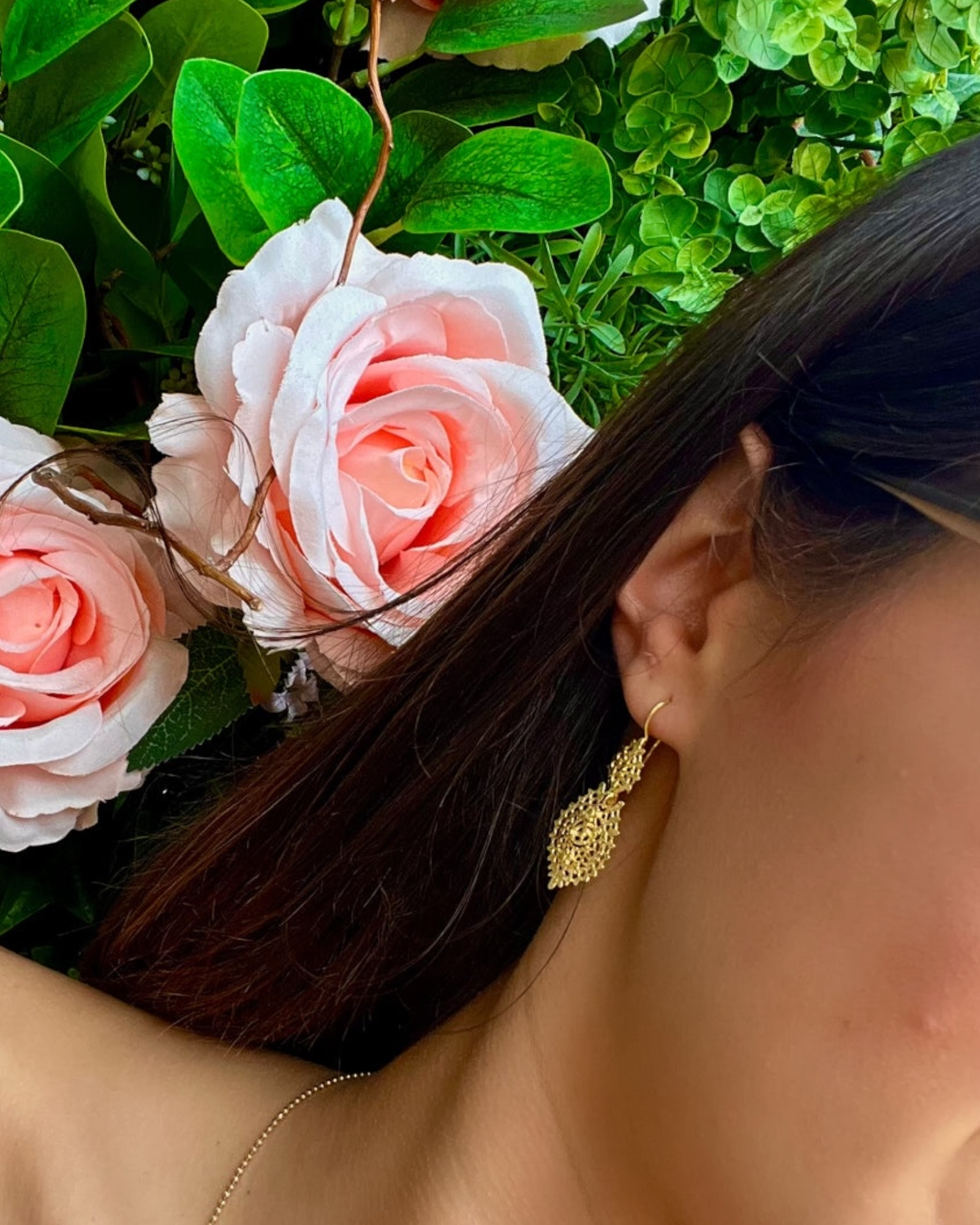 Queen-style earrings in gold-plated silver (with hook)