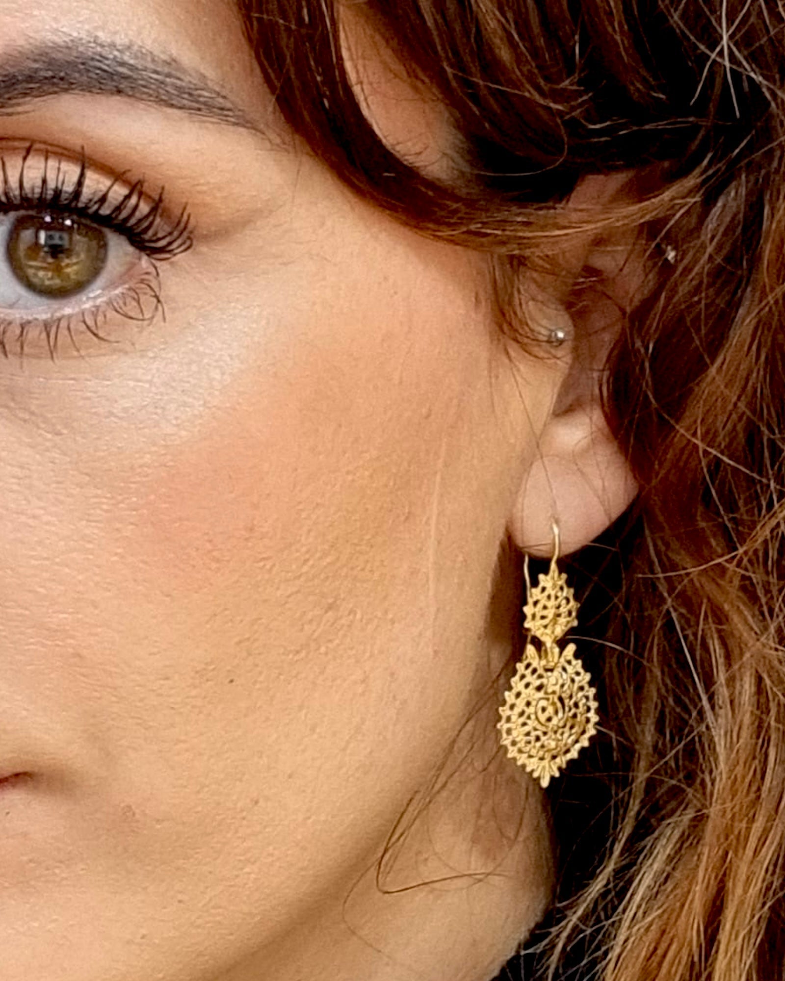 Queen Earrings in Gold Plated Silver