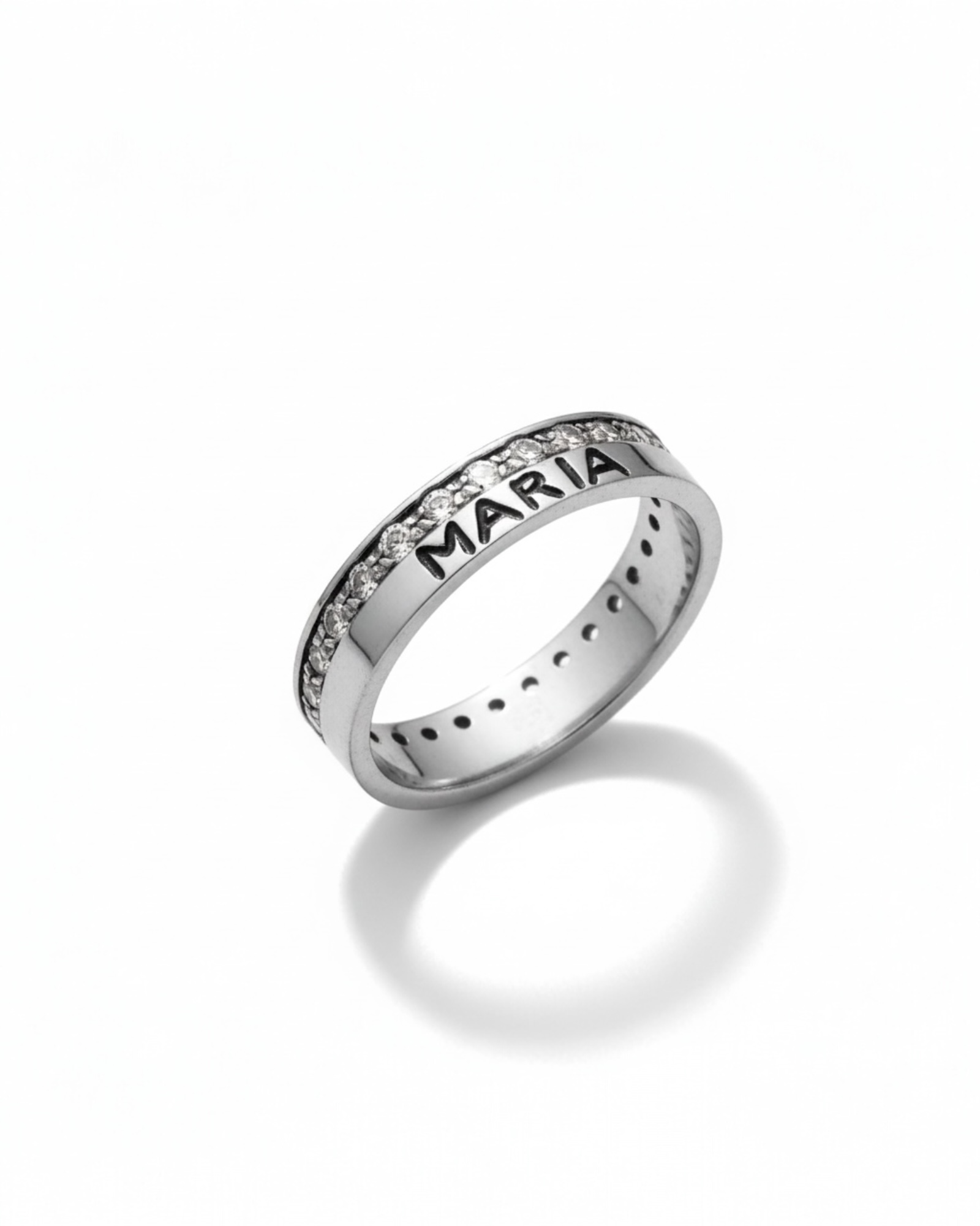 Customizable silver ring with the name Maria.