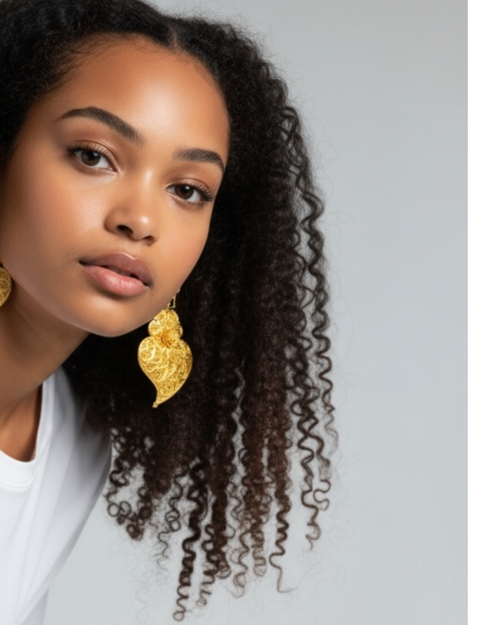 Brincos Coração de Viana de Filigrana em Prata Dourada