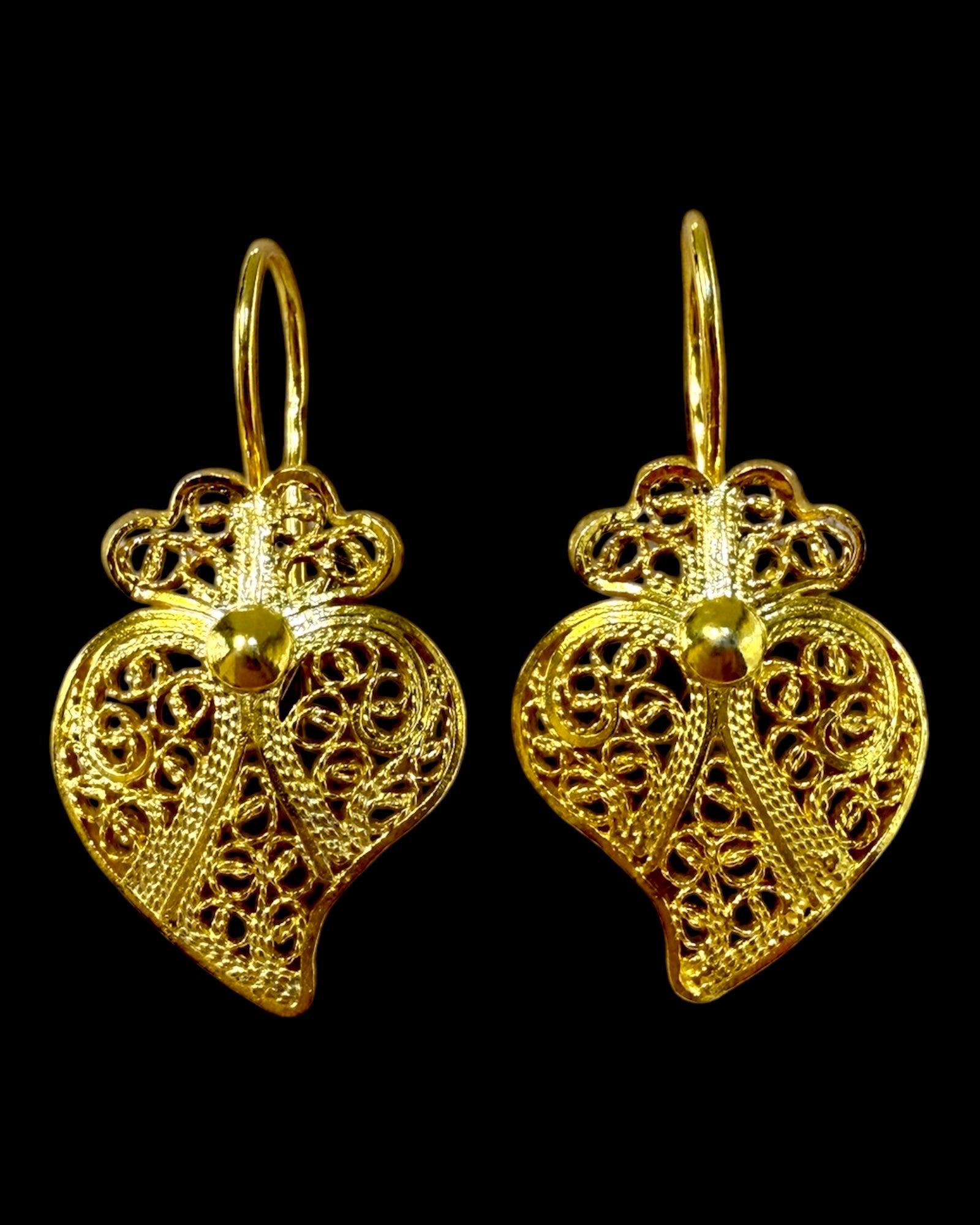 Viana Heart Earrings in Gold Plated Silver