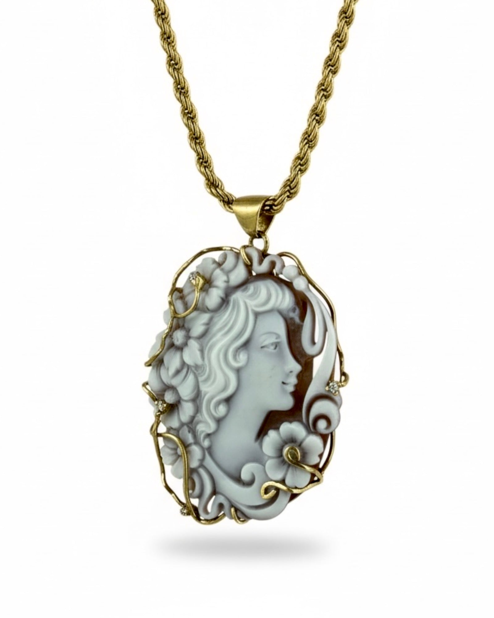 Colar Camafeu em Prata Dourada