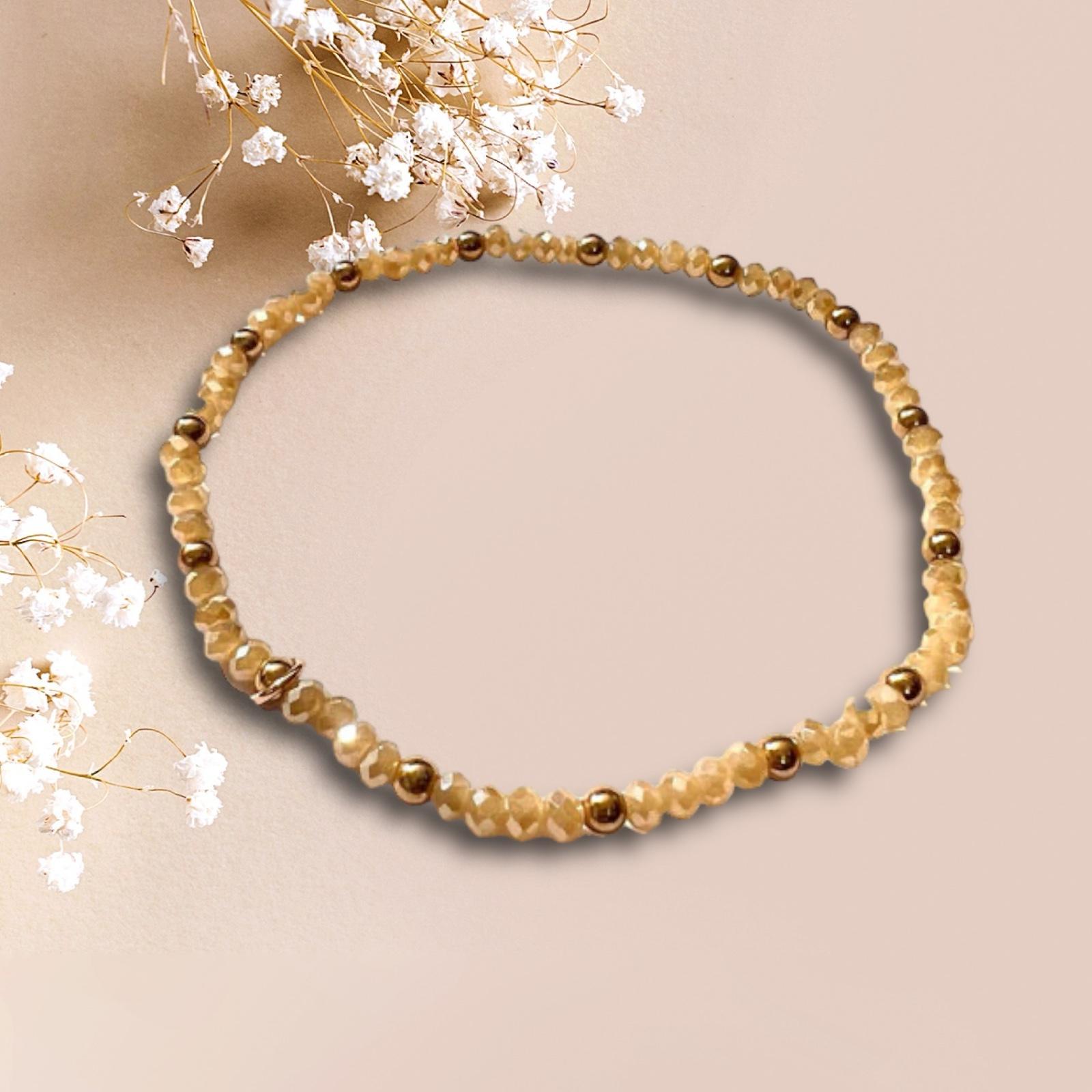 Camel bracelet with rose silver.