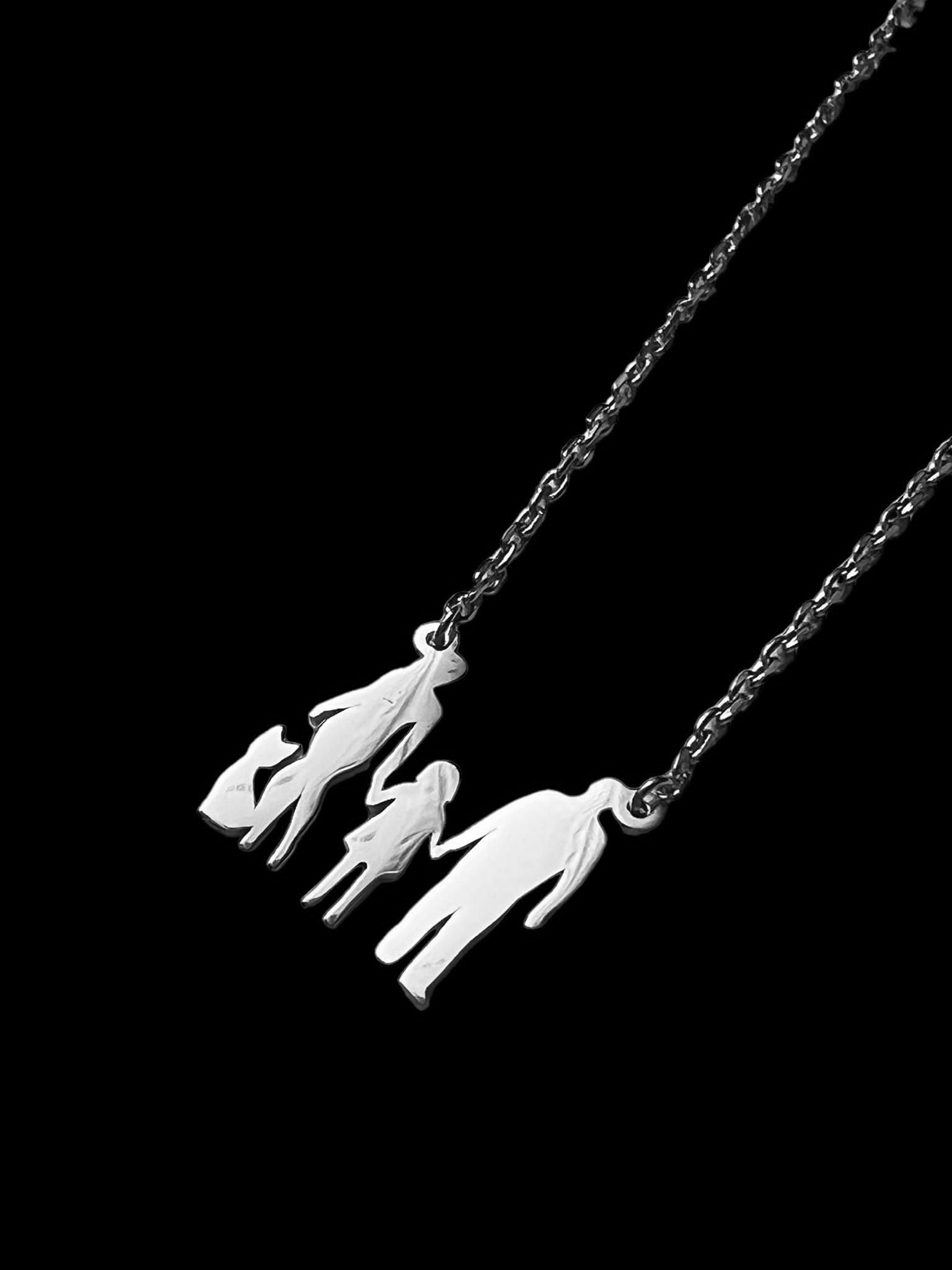 Family Necklace in Silver