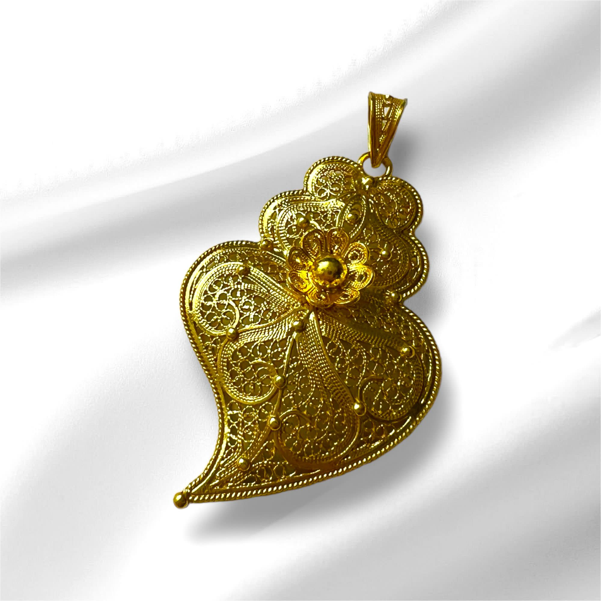 Heart of Viana Medal in Gold Plated Silver