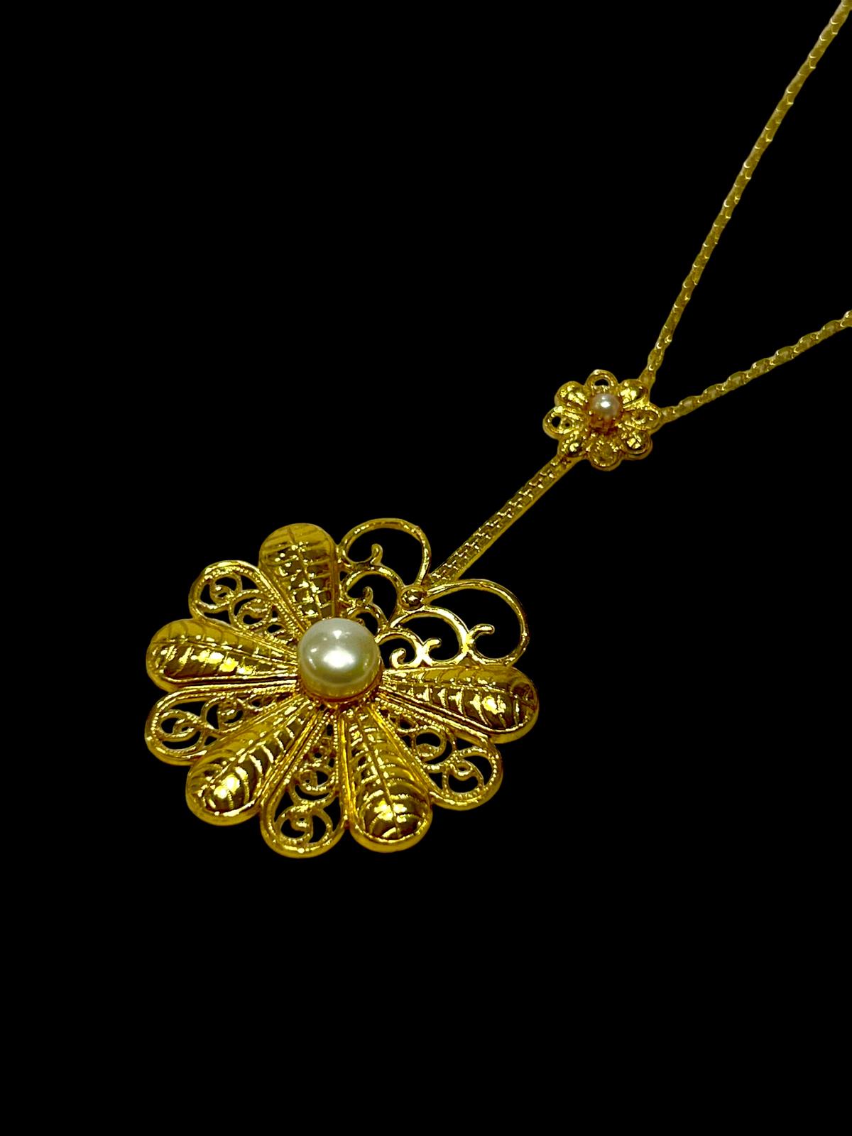 Filigree Flower Necklace in Gold Plated Silver