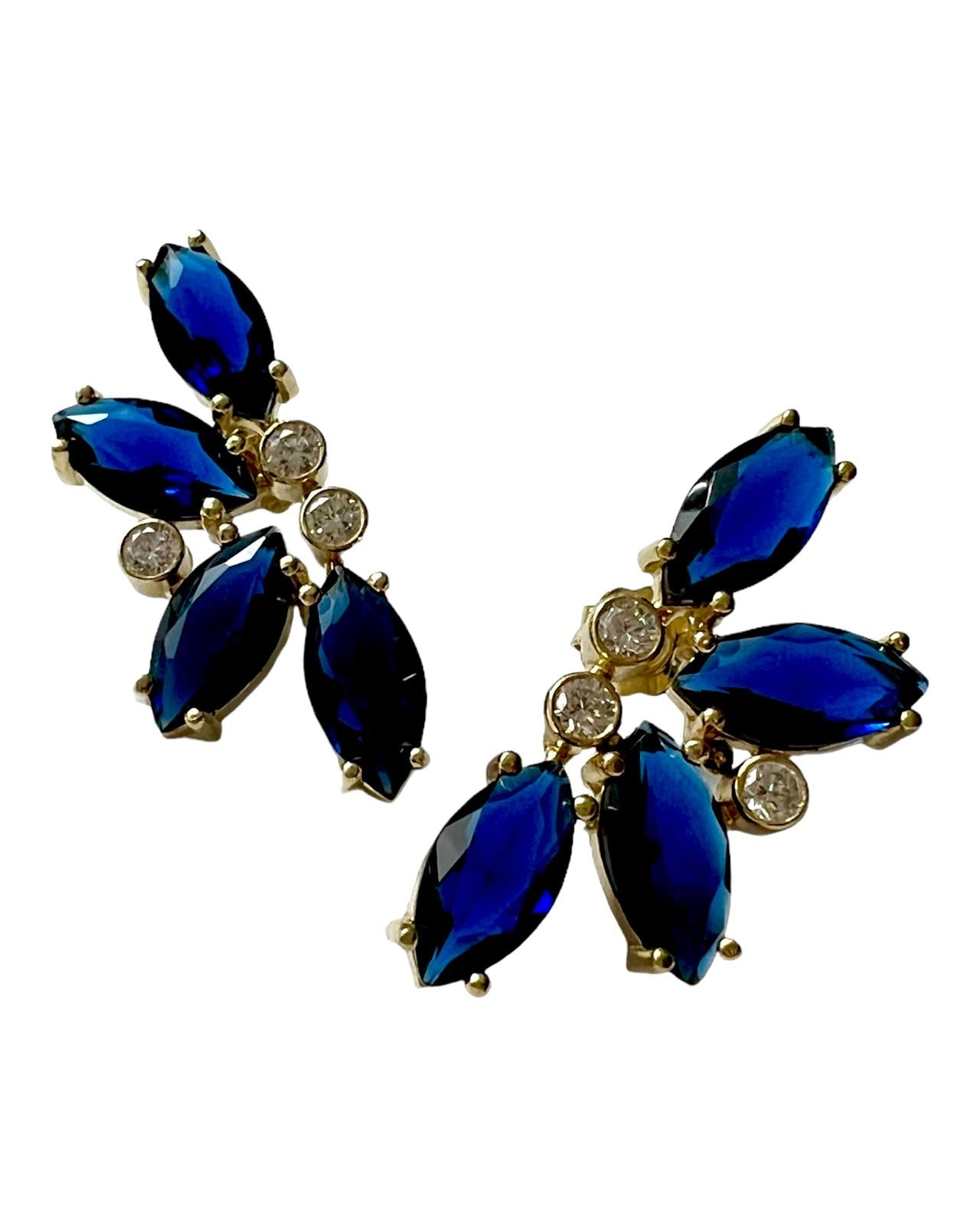 Half Flower Earrings in Gold-Plated Silver