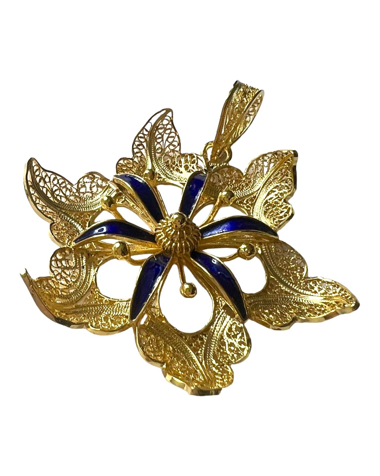 Filigree Flower Medal in Gold Plated Silver