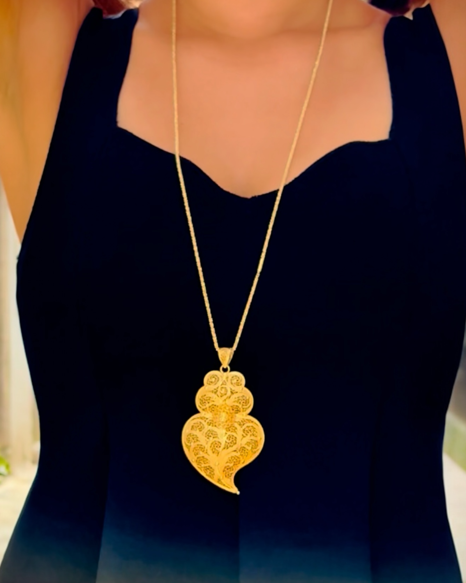 Simple Necklace with Shine in Gold Silver