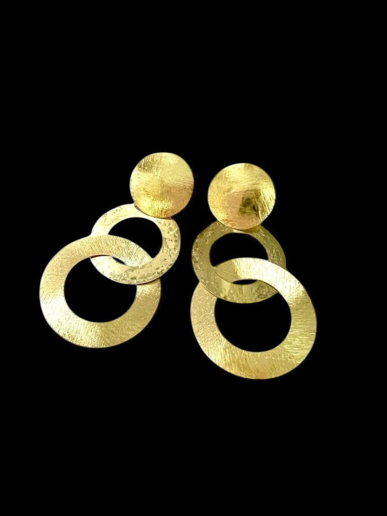 Round Earrings in Gold Plated Silver