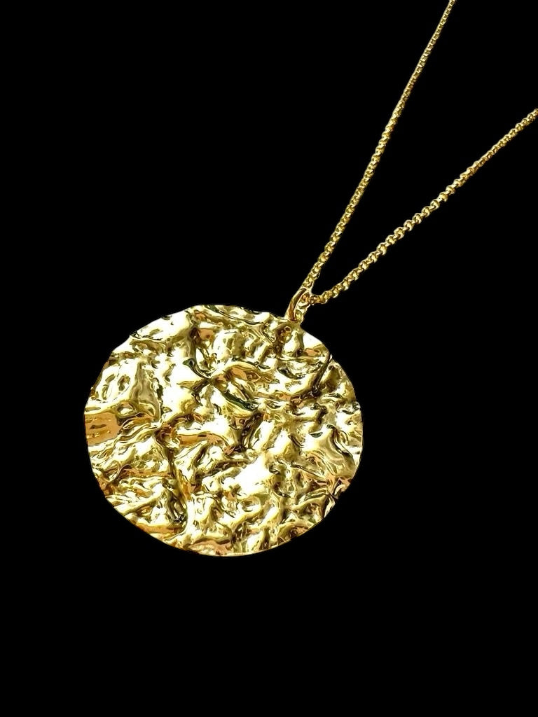 Hammered Circle Necklace in Gold Plated Silver