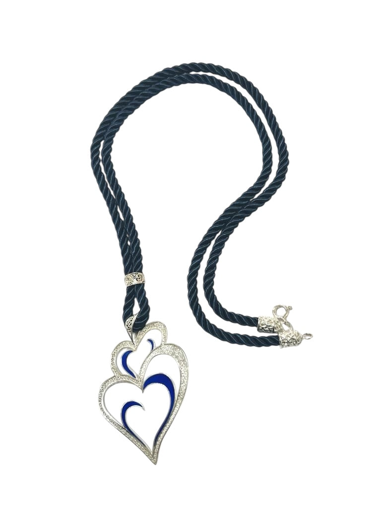 Colar Coração Viana é Amor Com Esmalte Azul