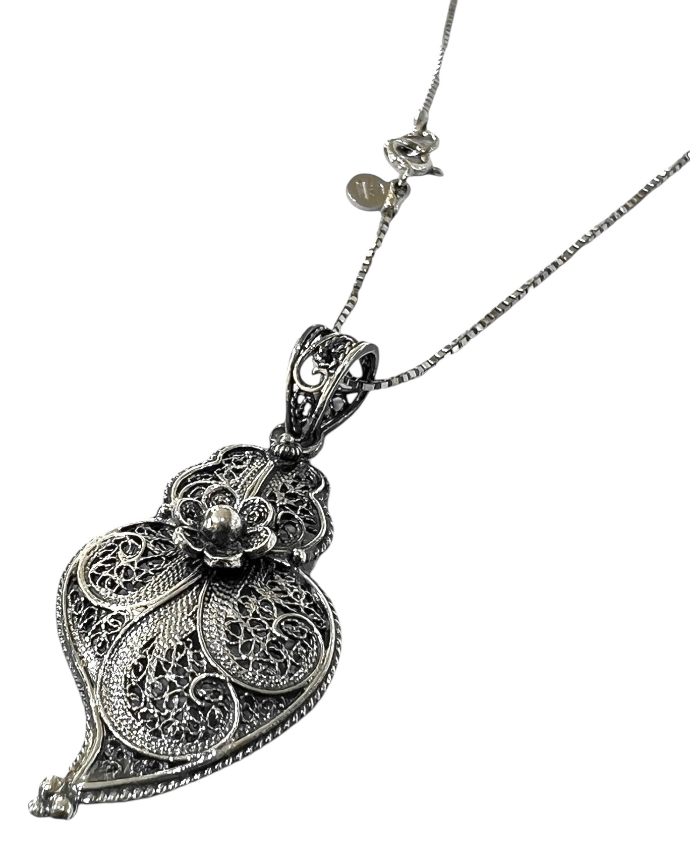 Viana Heart Necklace in Silver