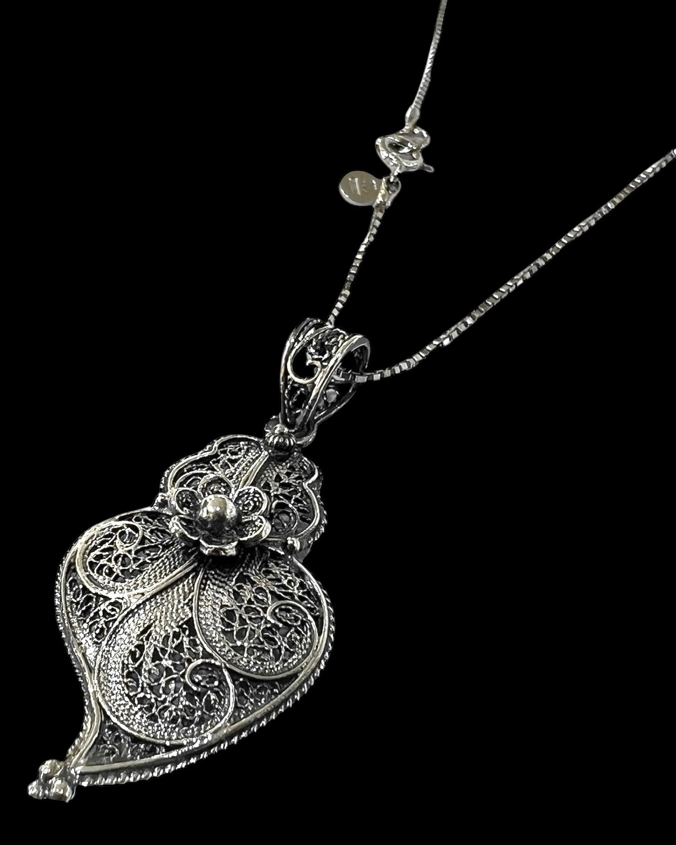 Viana Heart Necklace in Silver