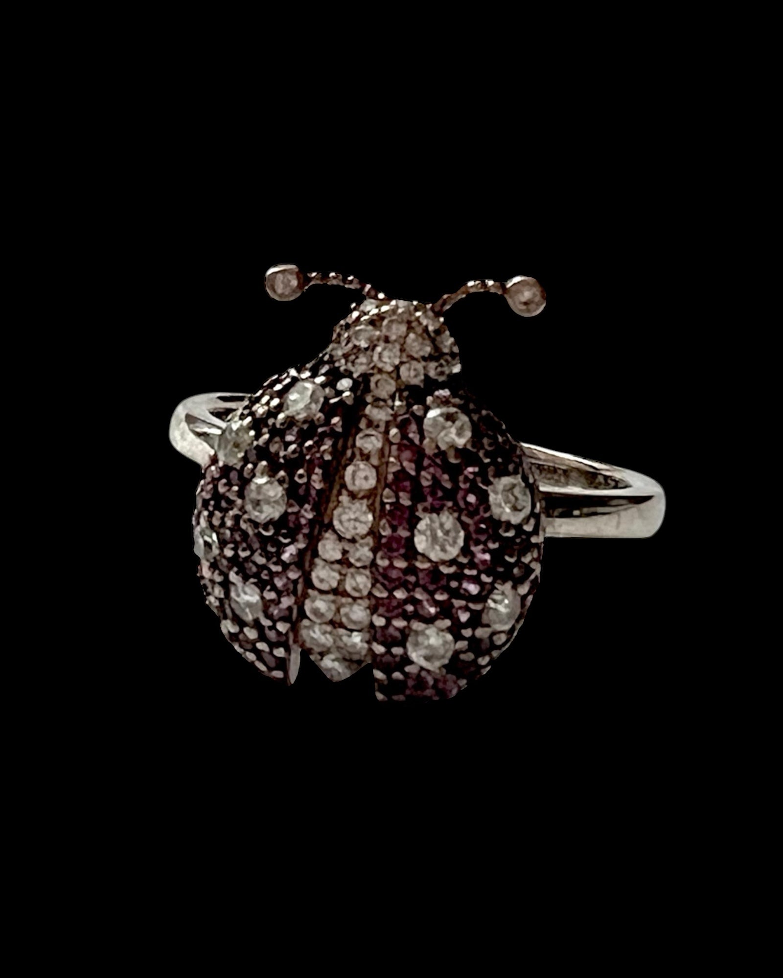 Ladybug Ring in Silver