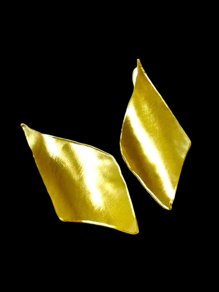 Irregular Earrings in Gold-Plated Silver