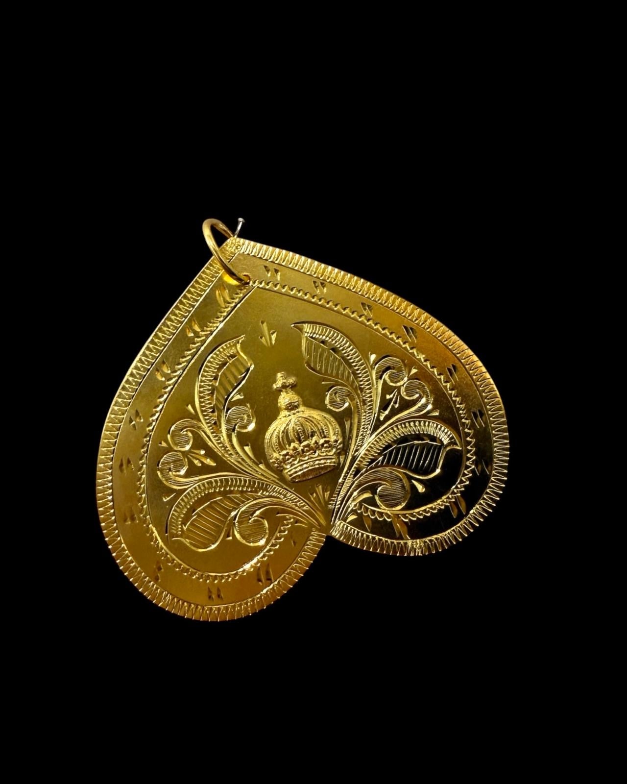Medalha Borboleta em Prata Dourada