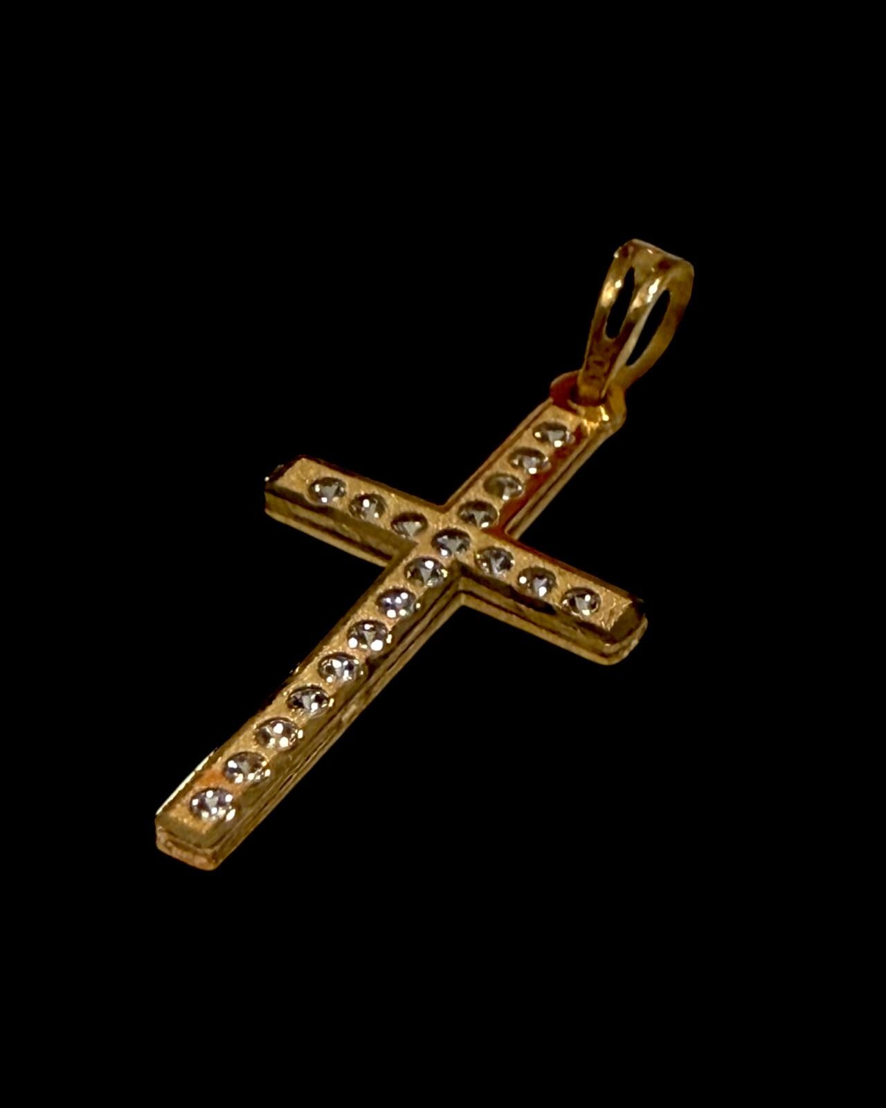 Medalha Cruz com Brilho em Ouro