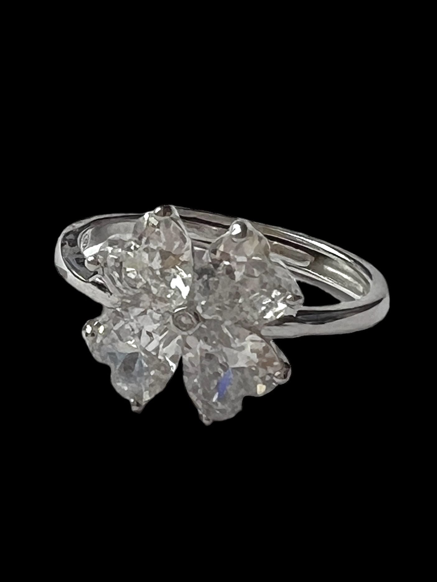 Silver Clover Ring