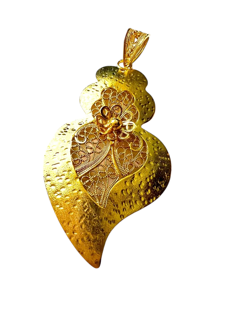 Viana Heart Medal in Gold-Plated Silver Filigree