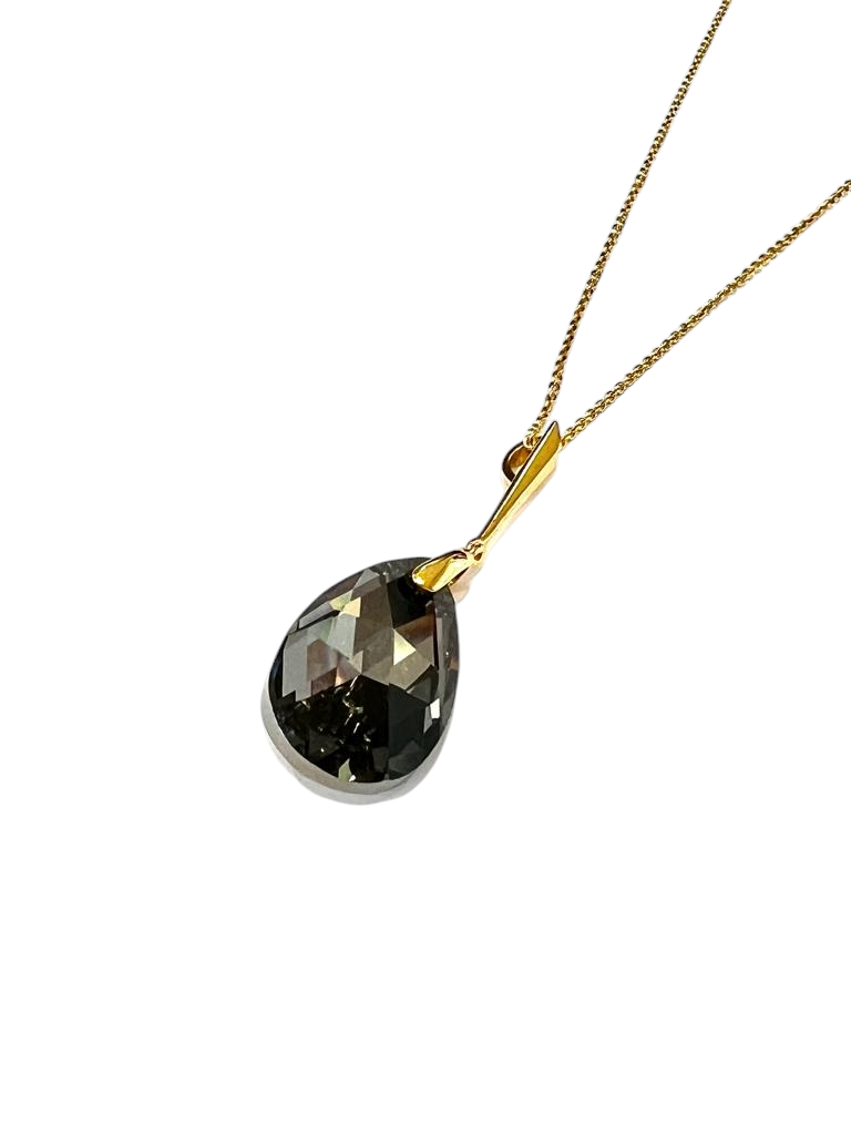 Black Teardrop Necklace in Gold-Plated Silver