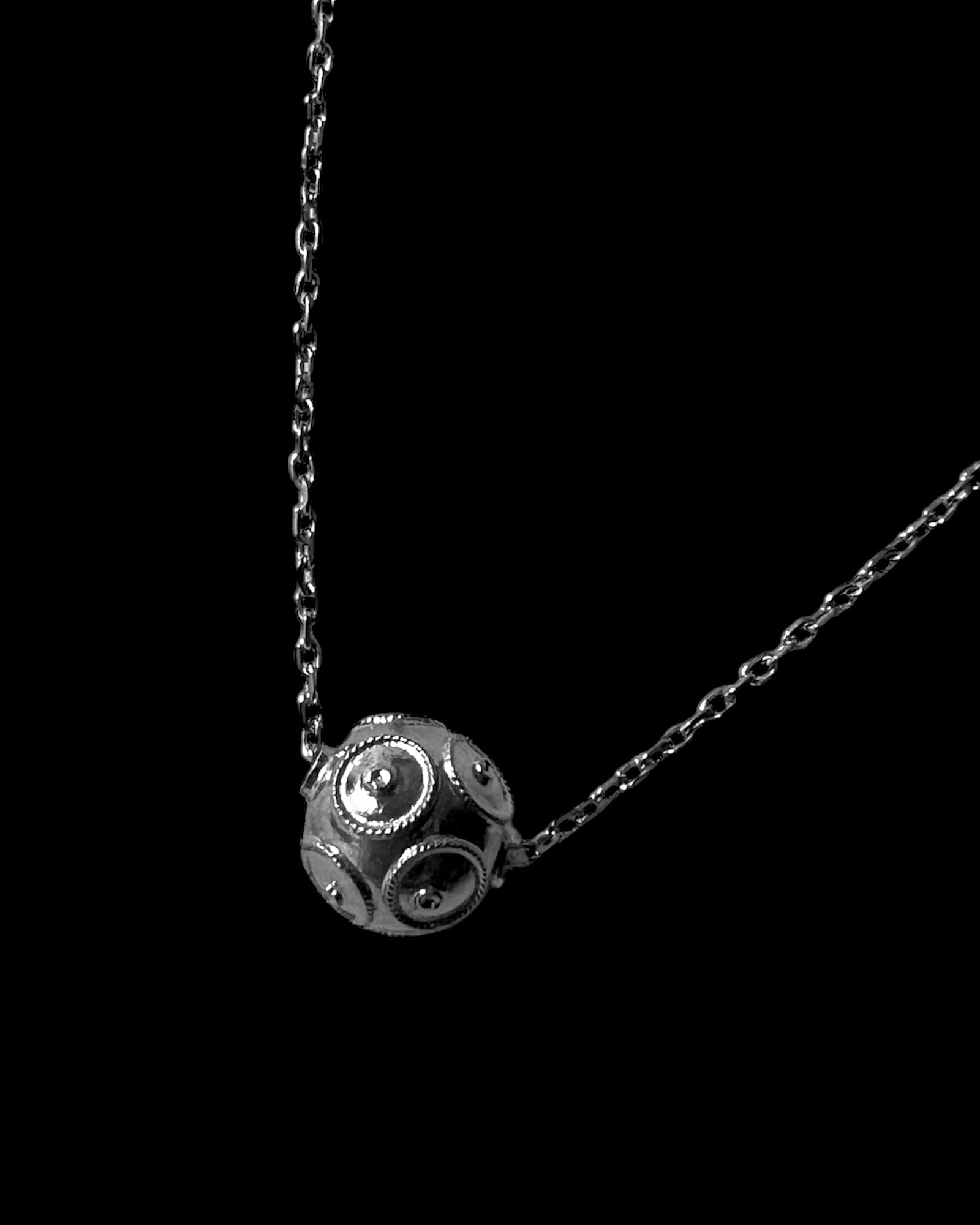 Viana Bead Necklace in Silver