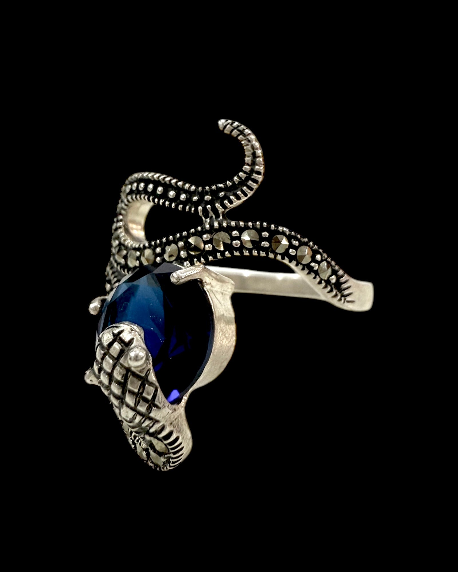 Anel Cobra com Pedra Azul em Prata
