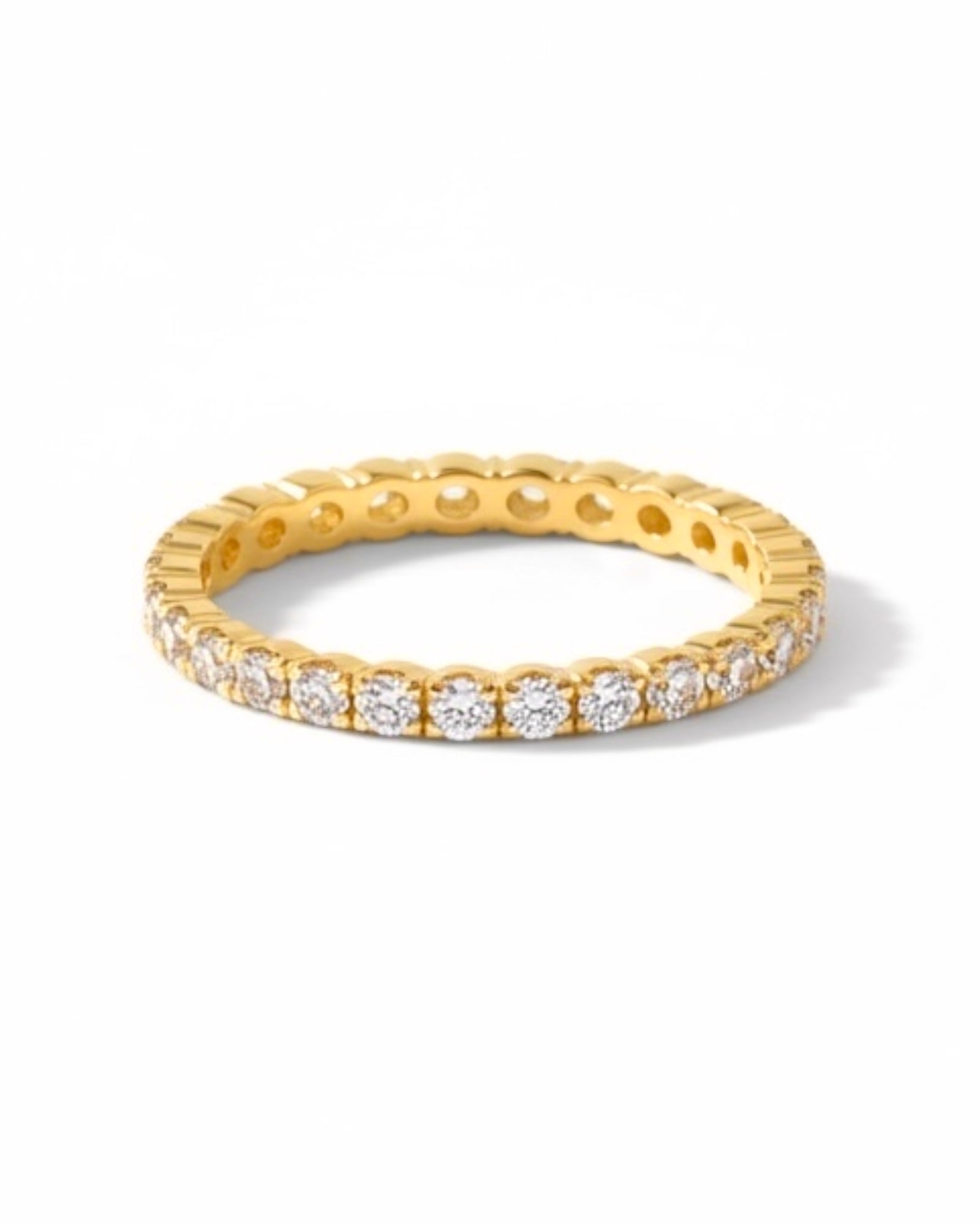 Anel Fino com Brilho em Prata Dourada