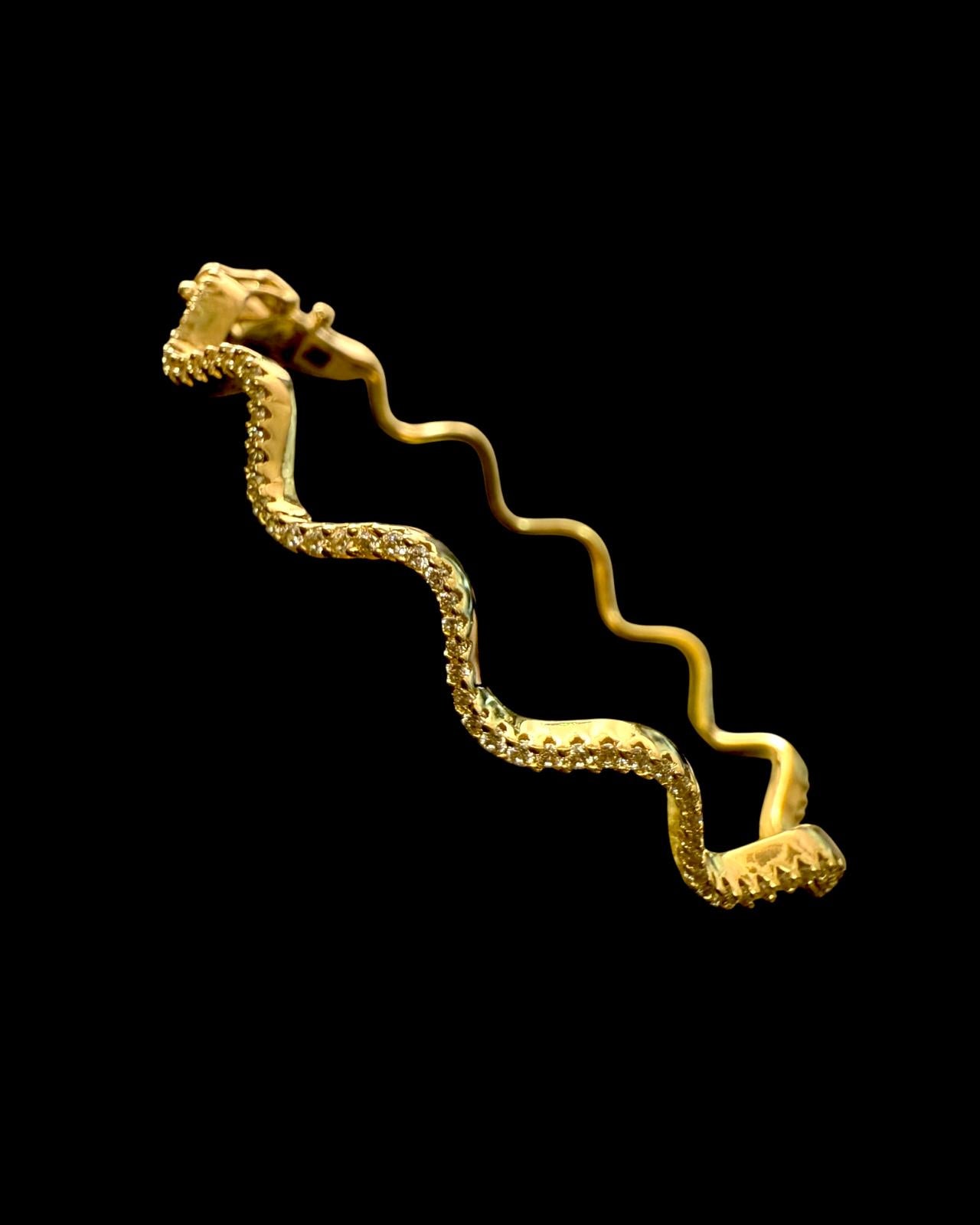 Charm Bracelet in Gold-Plated Silver